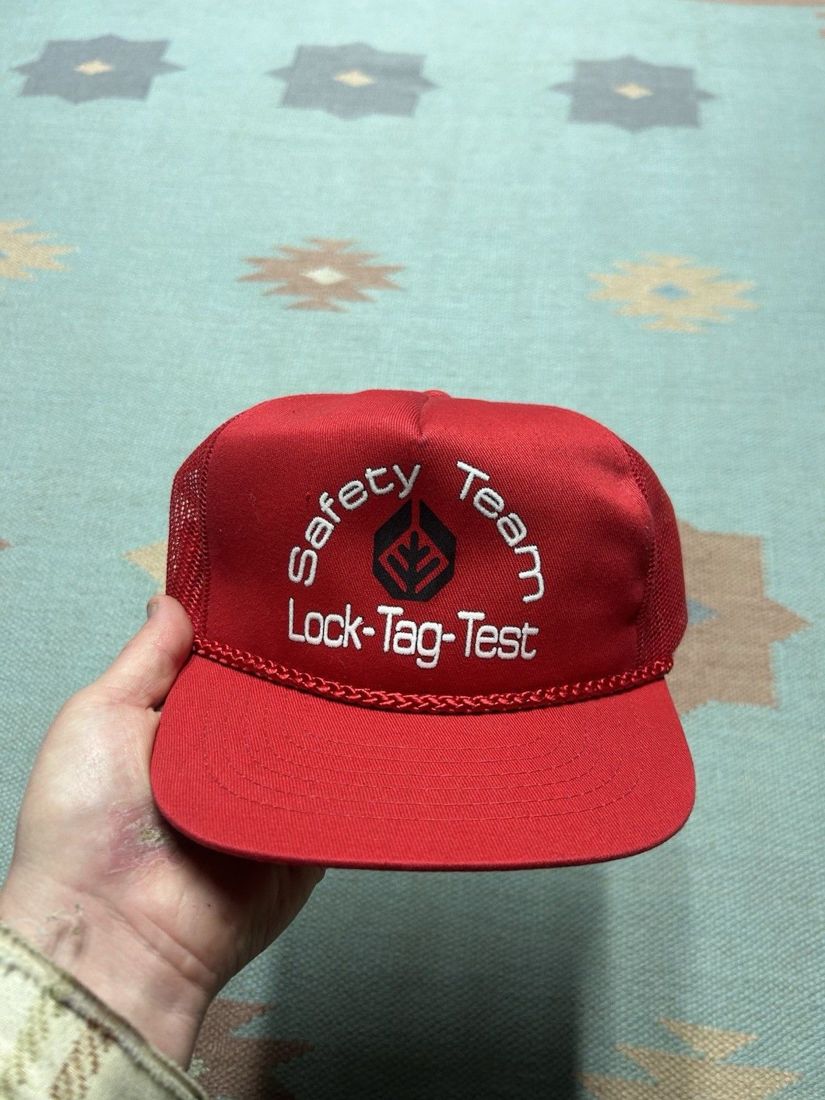 Vintage Vintage trucker hat safety team lock tag test red SnapBack Size ONE SIZE - 2 Thumbnail