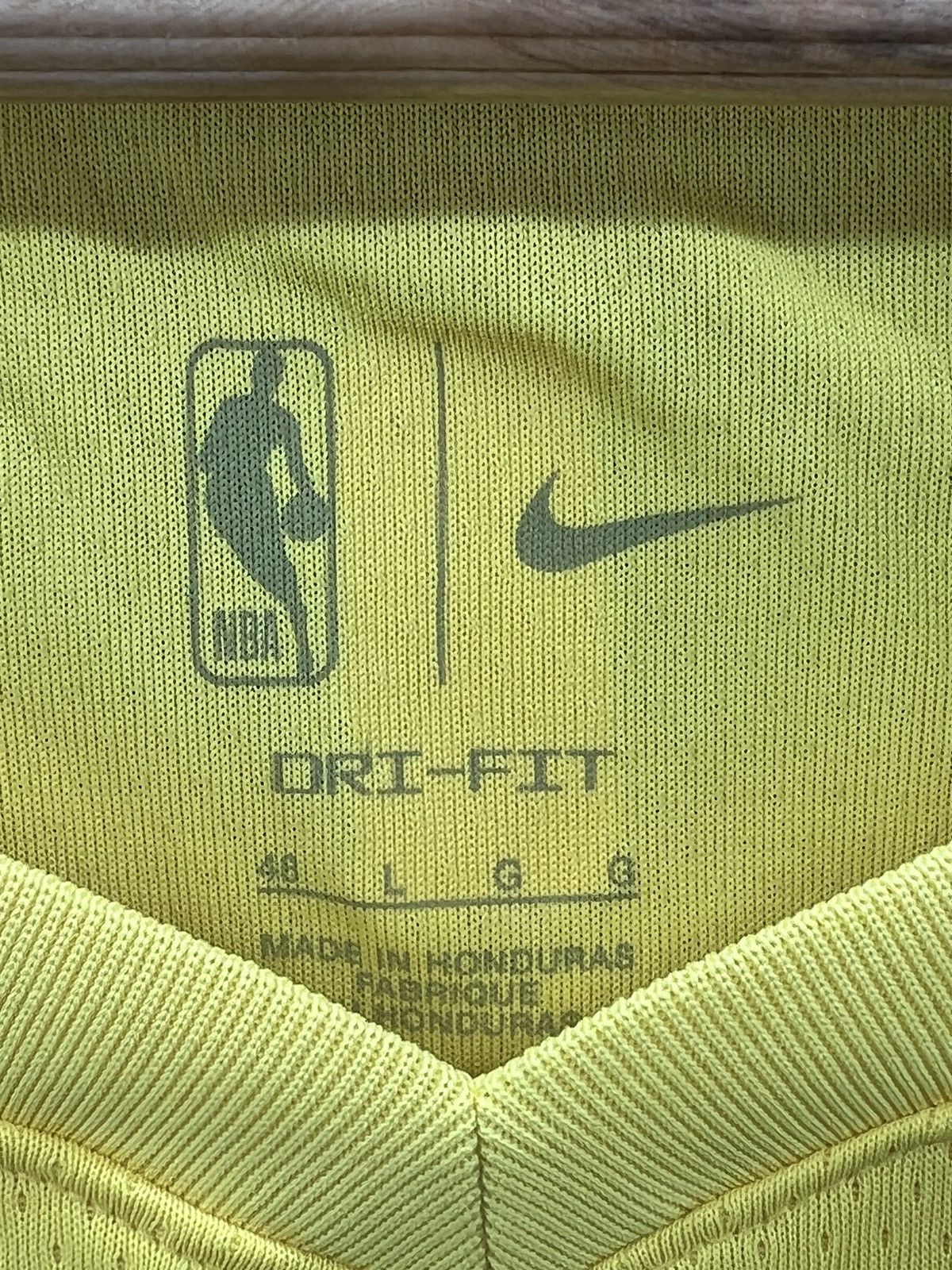 Nike Nike Utah Jazz Icon Edition 2022/23 Men's Dri-FIT NBA Jersey Size US L / EU 52-54 / 3 - 3 Thumbnail