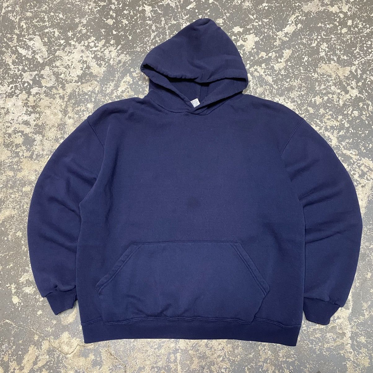 Russell Athletic × Vintage Vintage Russell Athletic Navy Boxy Hoodie Sweatshirt Size US L / EU 52-54 / 3 - 1 Thumbnail