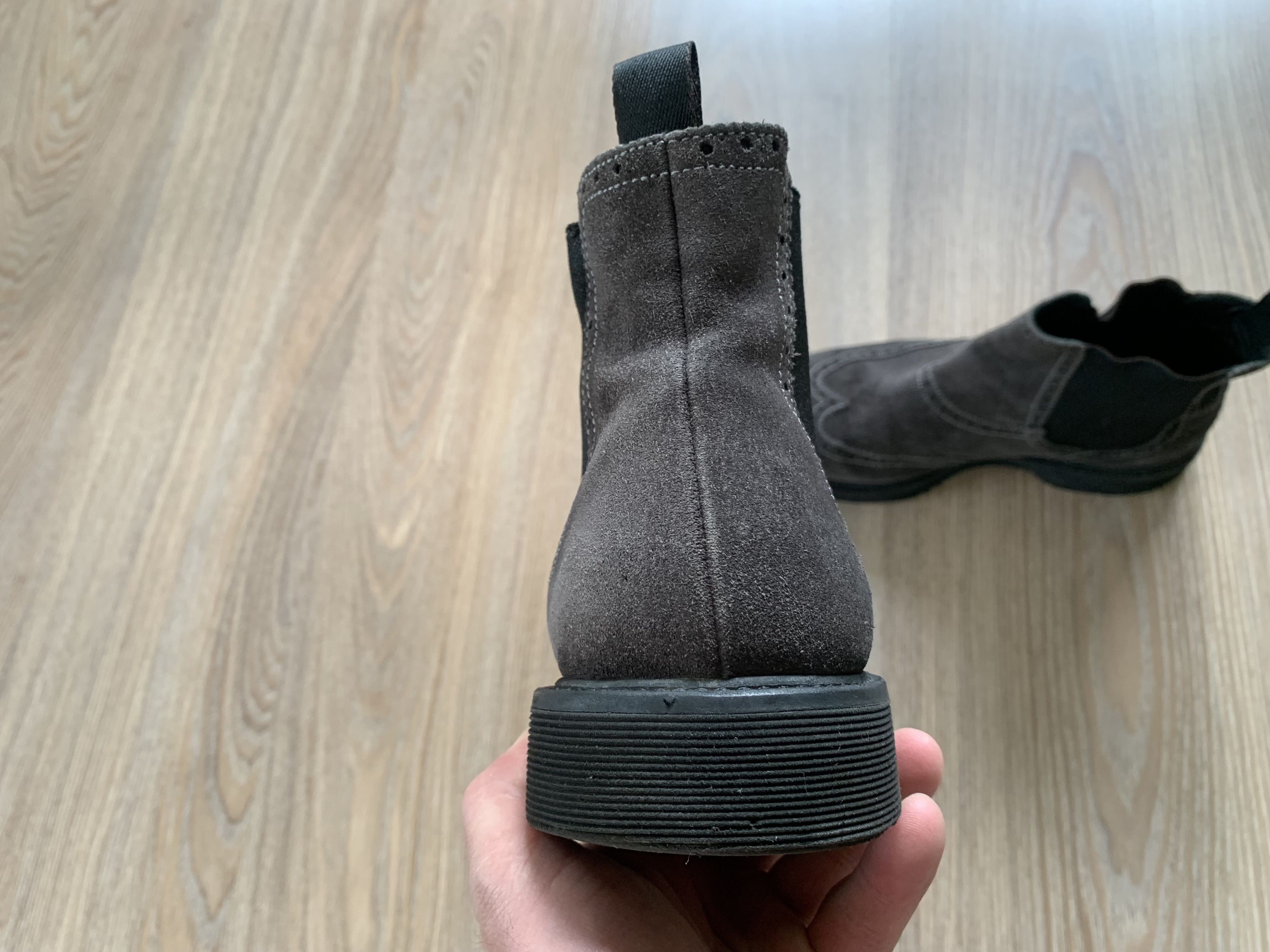 Giorgio Armani Giorgio Armani Grey Leather Suede Boots Chelsea Size US 10.5 / EU 43-44 - 4 Thumbnail