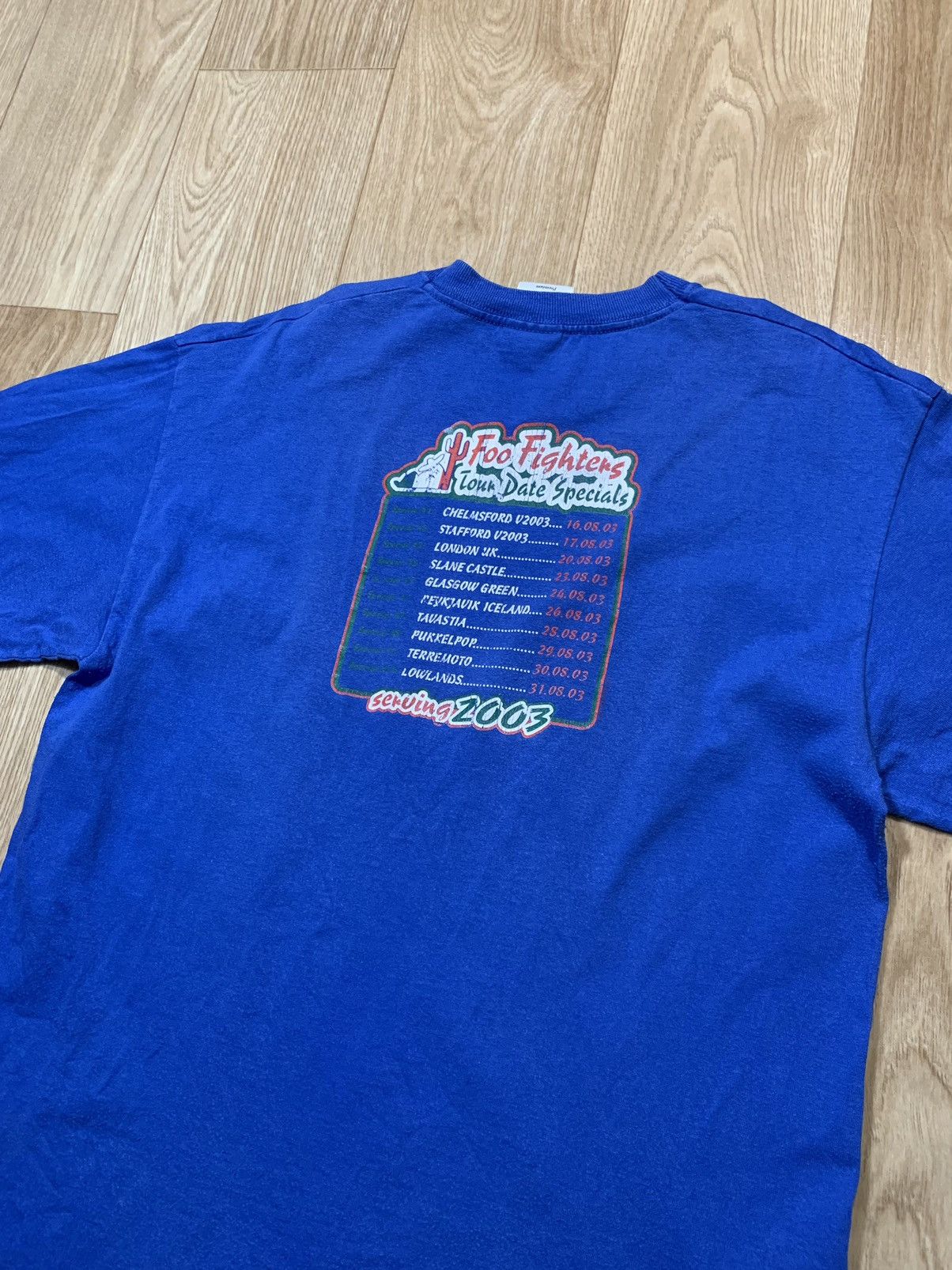 Band Tees Vintage 2003 Y2K Foo Fighters Rock Band Tour Tee Size US L / EU 52-54 / 3 - 11 Thumbnail