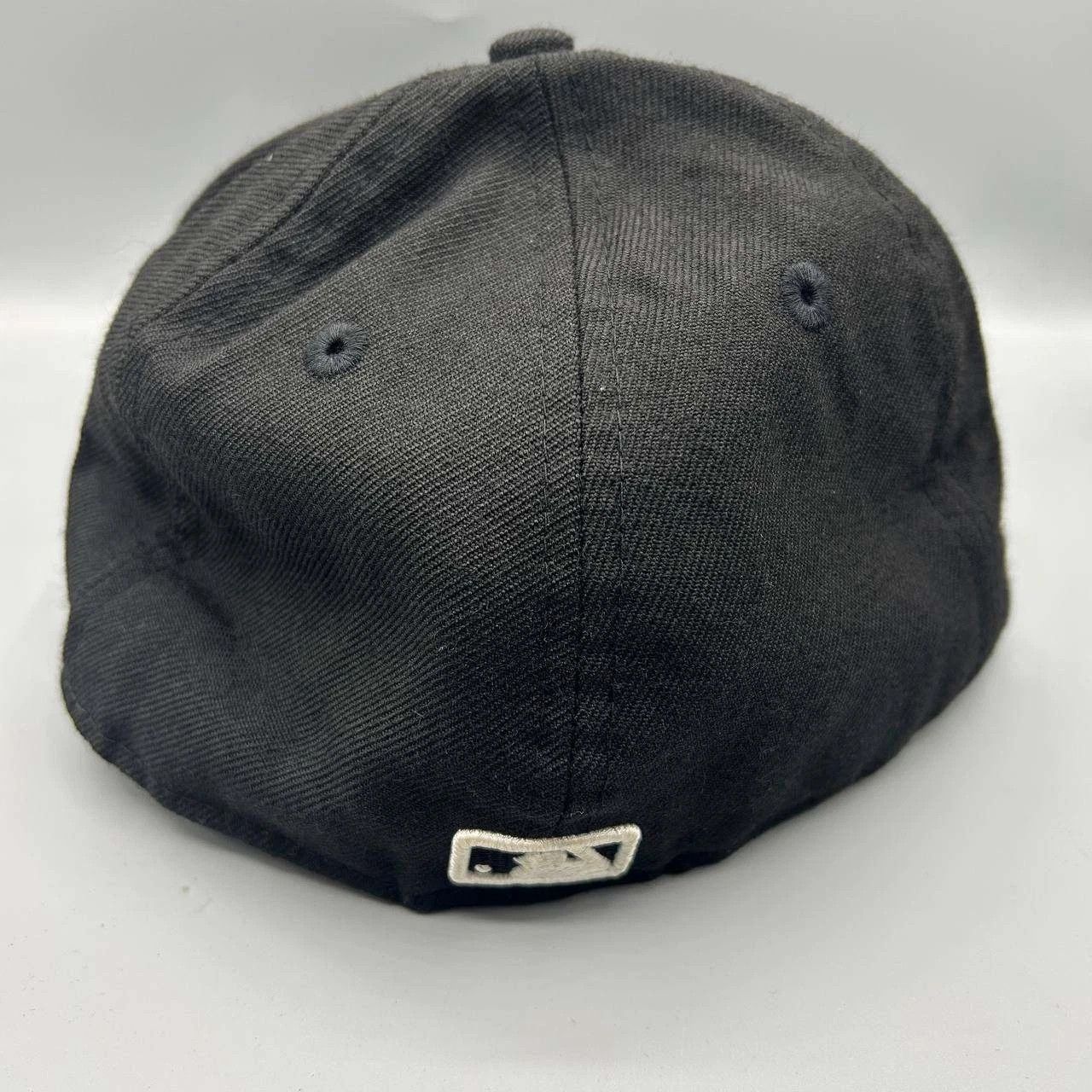 New Era Boston Red Sox Hat Men 7 1/8 Embroidered Fitted Cap Wool Size ONE SIZE - 6 Thumbnail