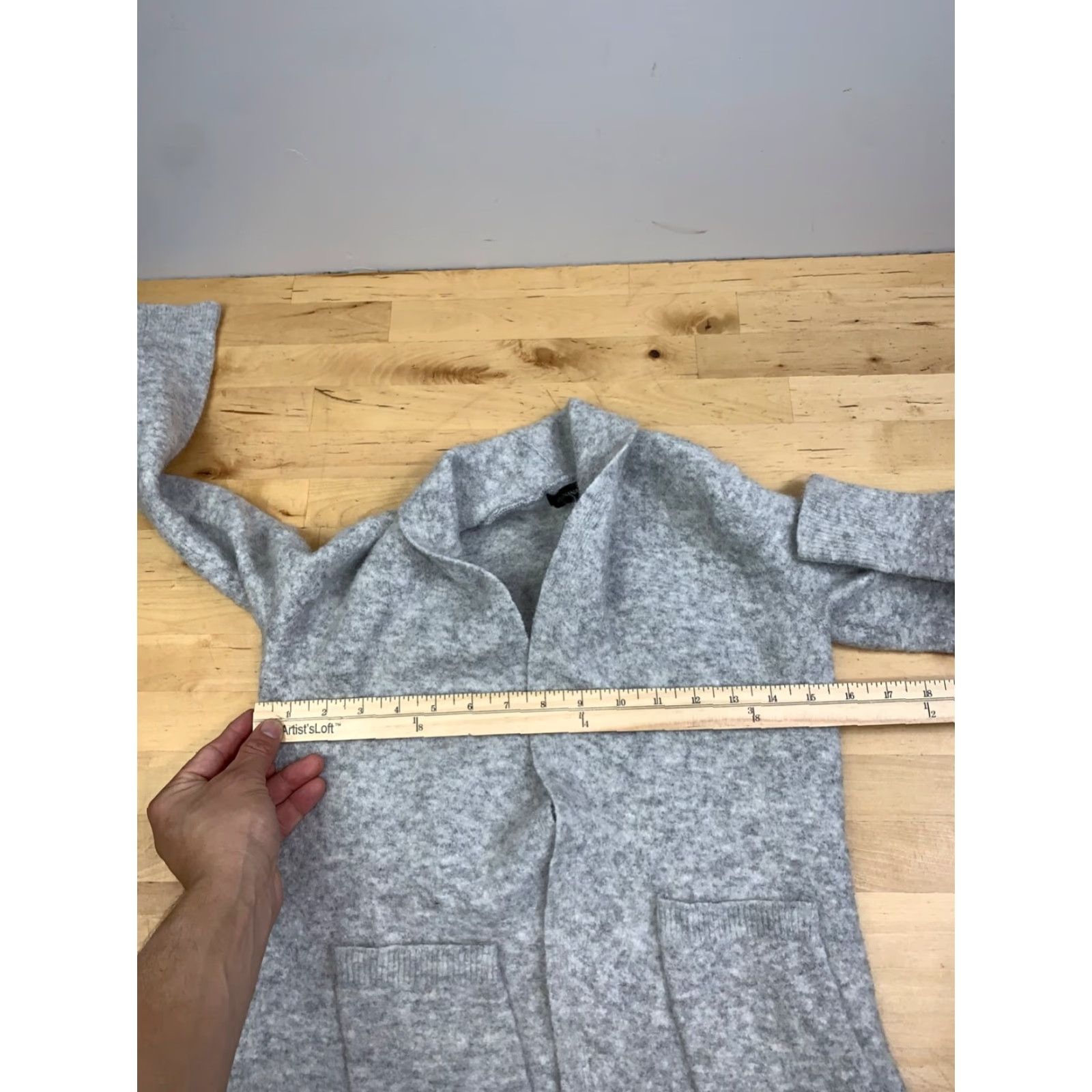 Banana Republic Banana Republic Cardigan Womens S Gray Wool Blend Long Sleeve Solid Casual Size S / US 4 / IT 40 - 4 Thumbnail