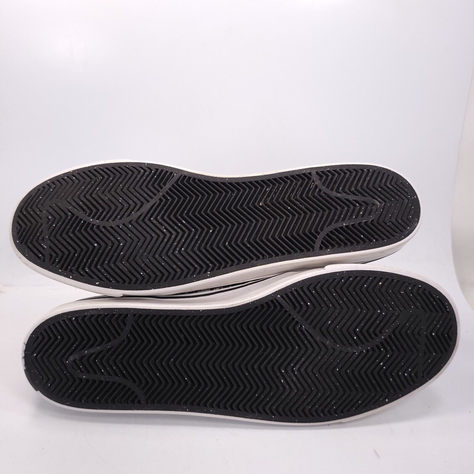 Nike Nike Toki Low TXT Shoe Mens Size 13 631697-004 Black Gray Size US 13 / EU 46 - 7 Thumbnail