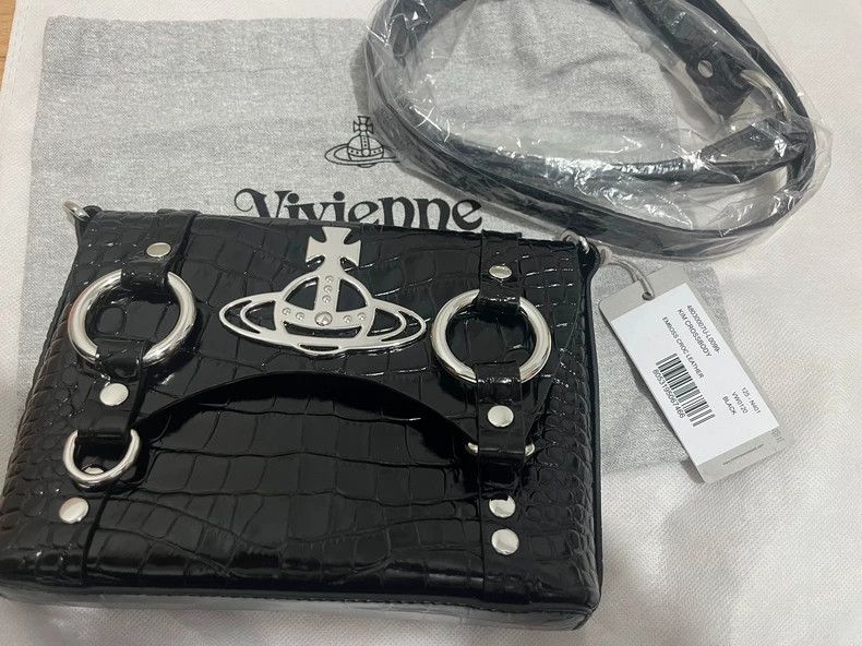 Vivienne Westwood Vivienne Westwood size os Crocodile pattern postman bag sho Size ONE SIZE - 1 Thumbnail