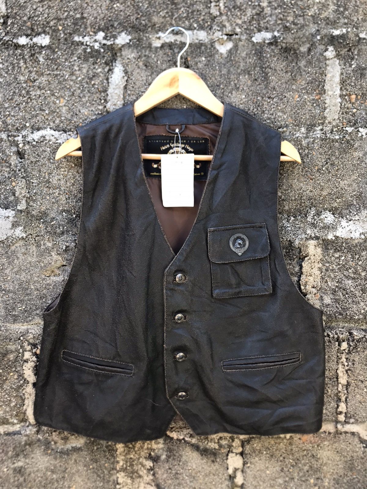 Leather × Universal Studios Vintage Metro Goldwyn Mayer Button Leather Vest Size US L / EU 52-54 / 3 - 1 Thumbnail