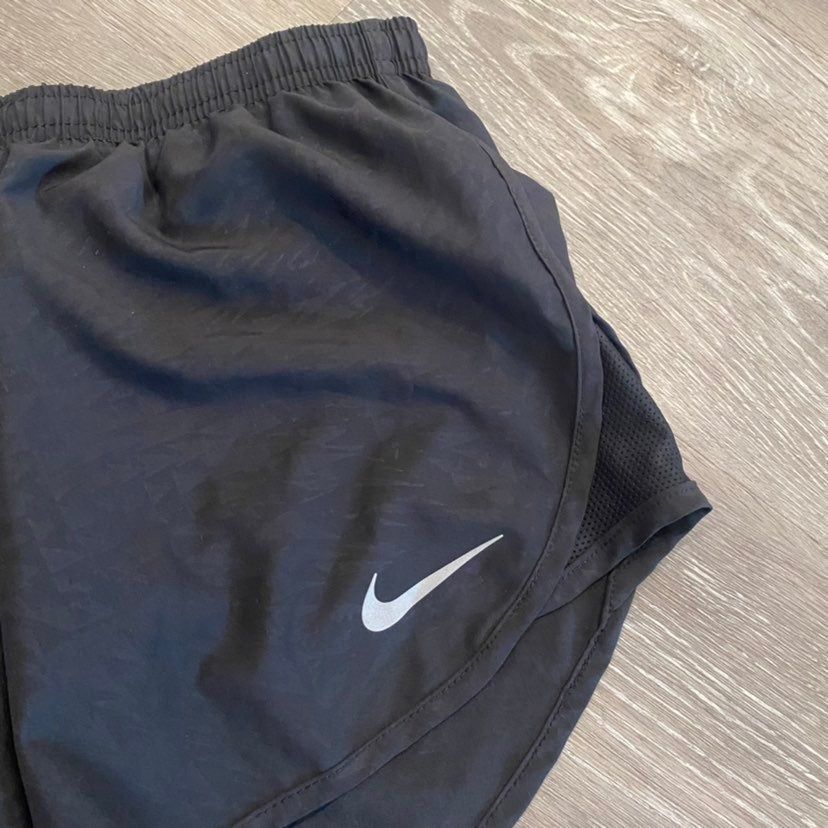 Nike Nike Black Pattern Athletic Workout Shorts Women XS Running Size 25" / US 0 / IT 36 - 4 Thumbnail