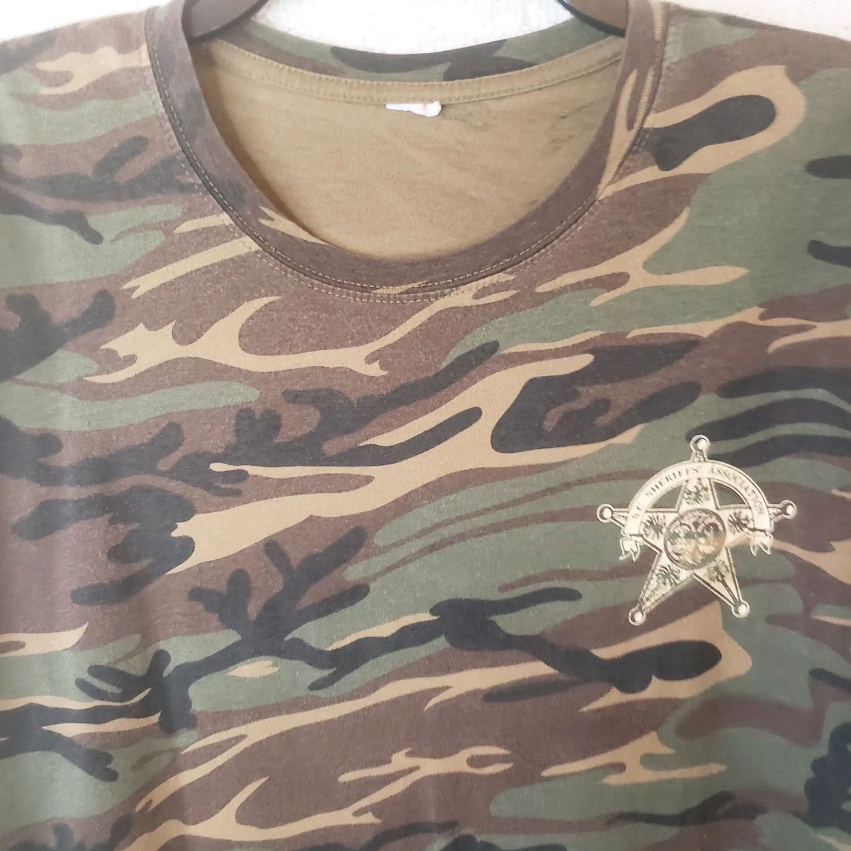 Vintage SCSA South Carolina Sheriff Association Men's XL Woodland Camo Short Sleeve Tee Shirt Size US 36 / EU 52 - 3 Thumbnail