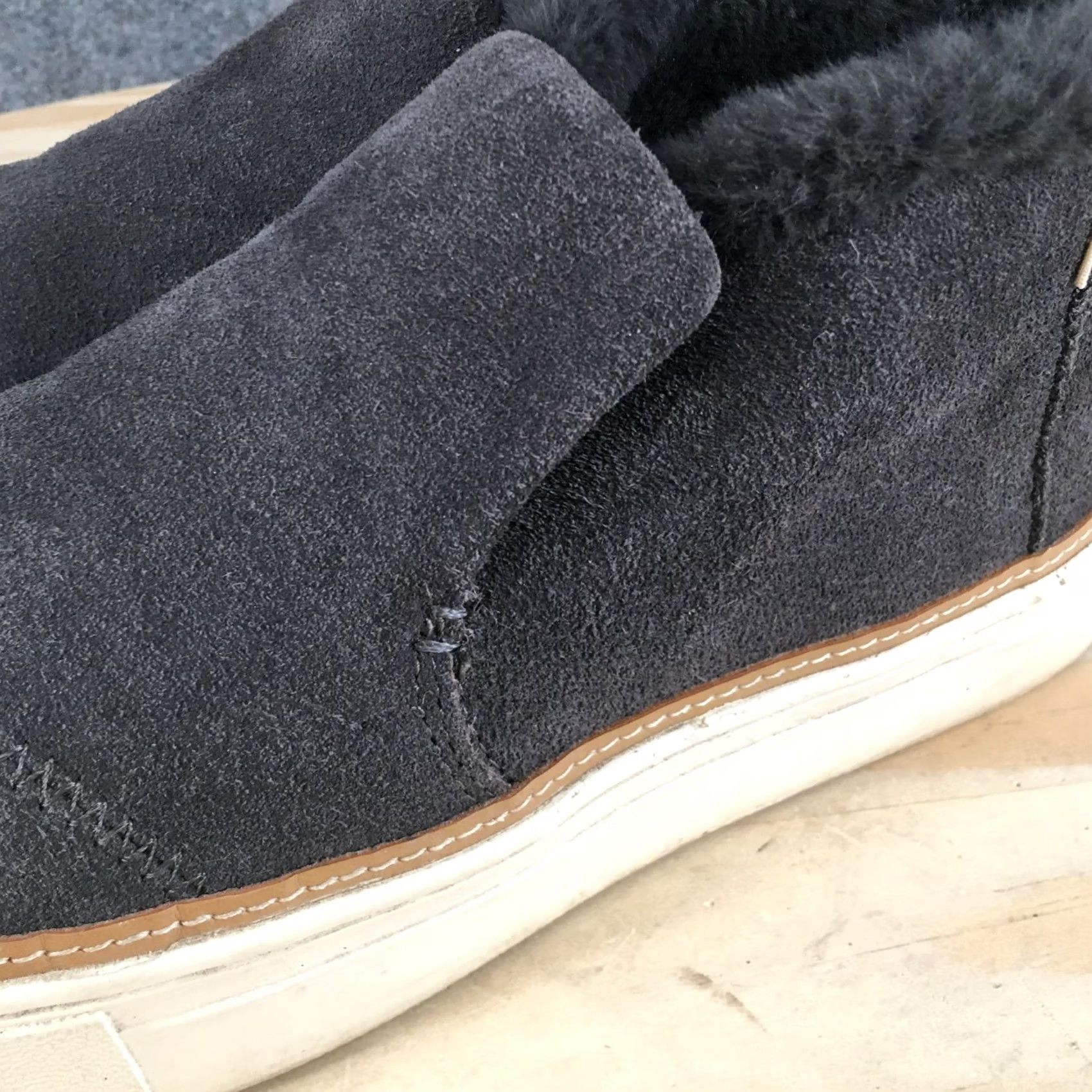 Toms TOMS Shoes Womens 7.5 Paxton Mid Top Slip On Lined Sneakers Gray Suede Casual Shoes Size M / US 6-8 / IT 42-44 - 5 Thumbnail