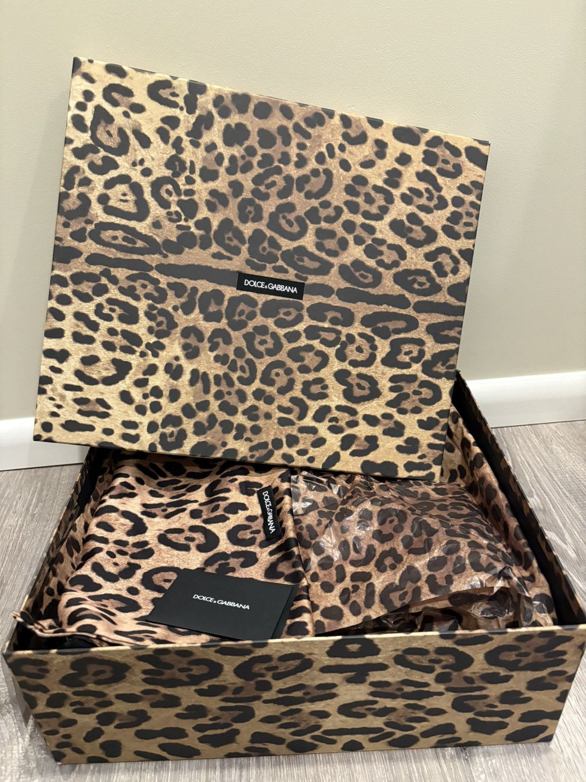 Dolce & Gabbana Dolce & Gabbana Leo Leopard Boots NWT SZ 35 Size US 5 / IT 35 - 4 Thumbnail