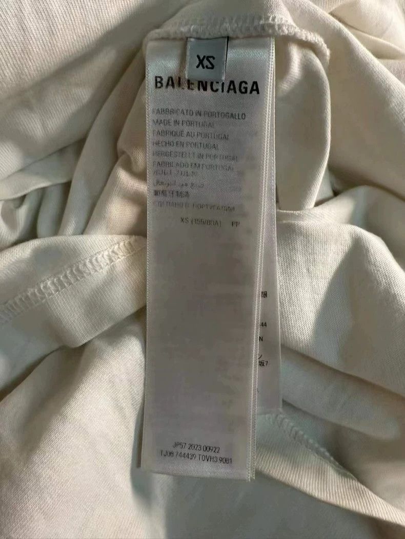 Balenciaga Balenciaga Love Short Sleeves Limited for Valentine's Day Size US XS / EU 42 / 0 - 4 Thumbnail
