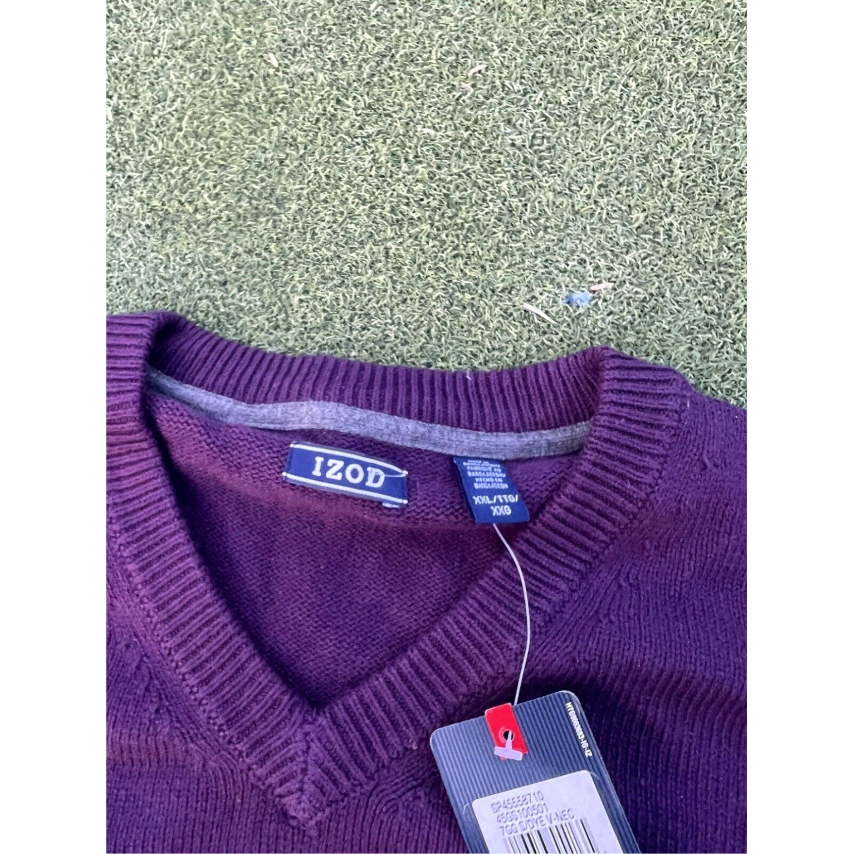 Izod Izod Men's Size 2XL Classic Fit V-Neck Sweater - Purple (BlackBerry Wine) - NEW Size US XXL / EU 58 / 5 - 4 Thumbnail
