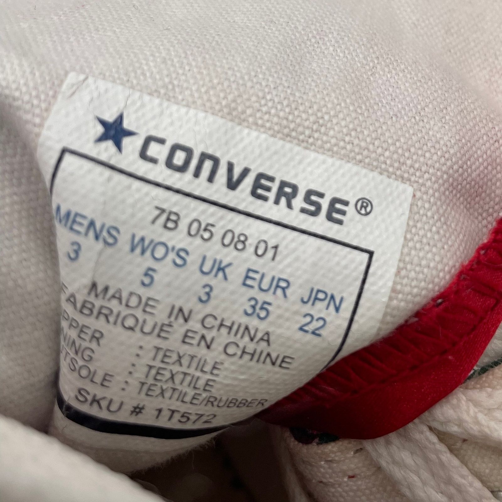 Converse Converse Chuck Taylor Christmas Wrapping Shoes Womens 5 Size US 5 / IT 35 - 7 Thumbnail