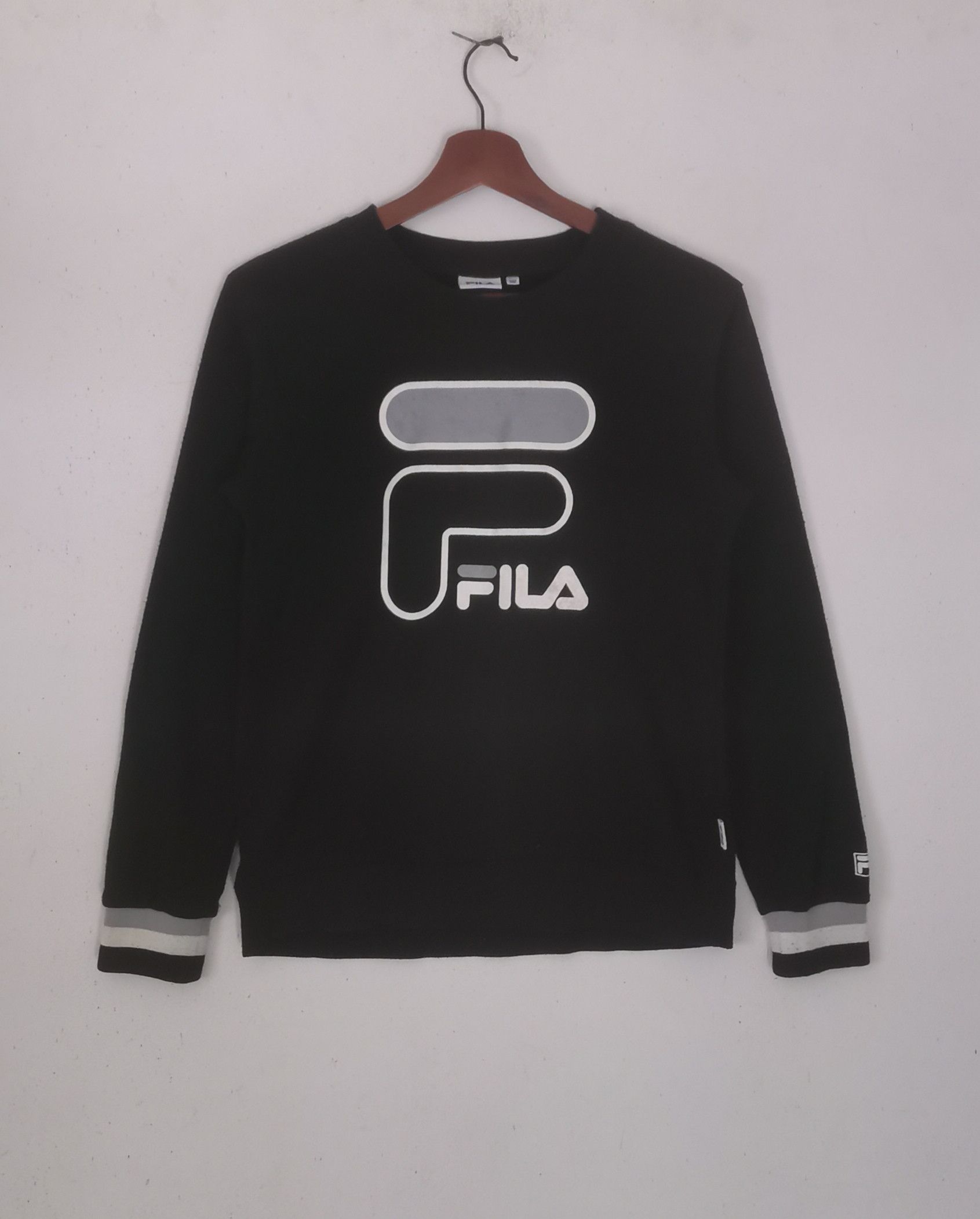 Fila × Vintage Rare Vintage FILA sweatshirt black colour Size M / US 6-8 / IT 42-44 - 1 Thumbnail