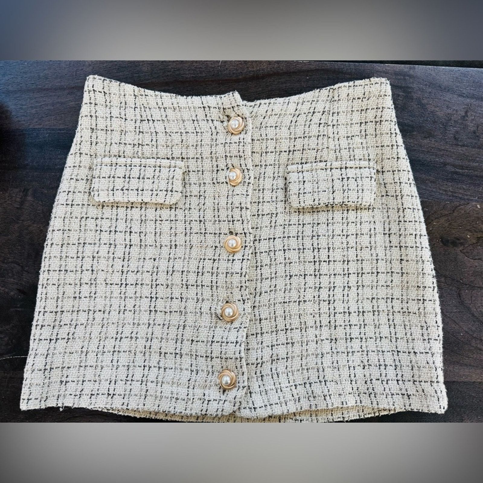 Guess Elegant Cream Tweed Skirt size XS Size 25" / US 0 / IT 36 - 1 Thumbnail