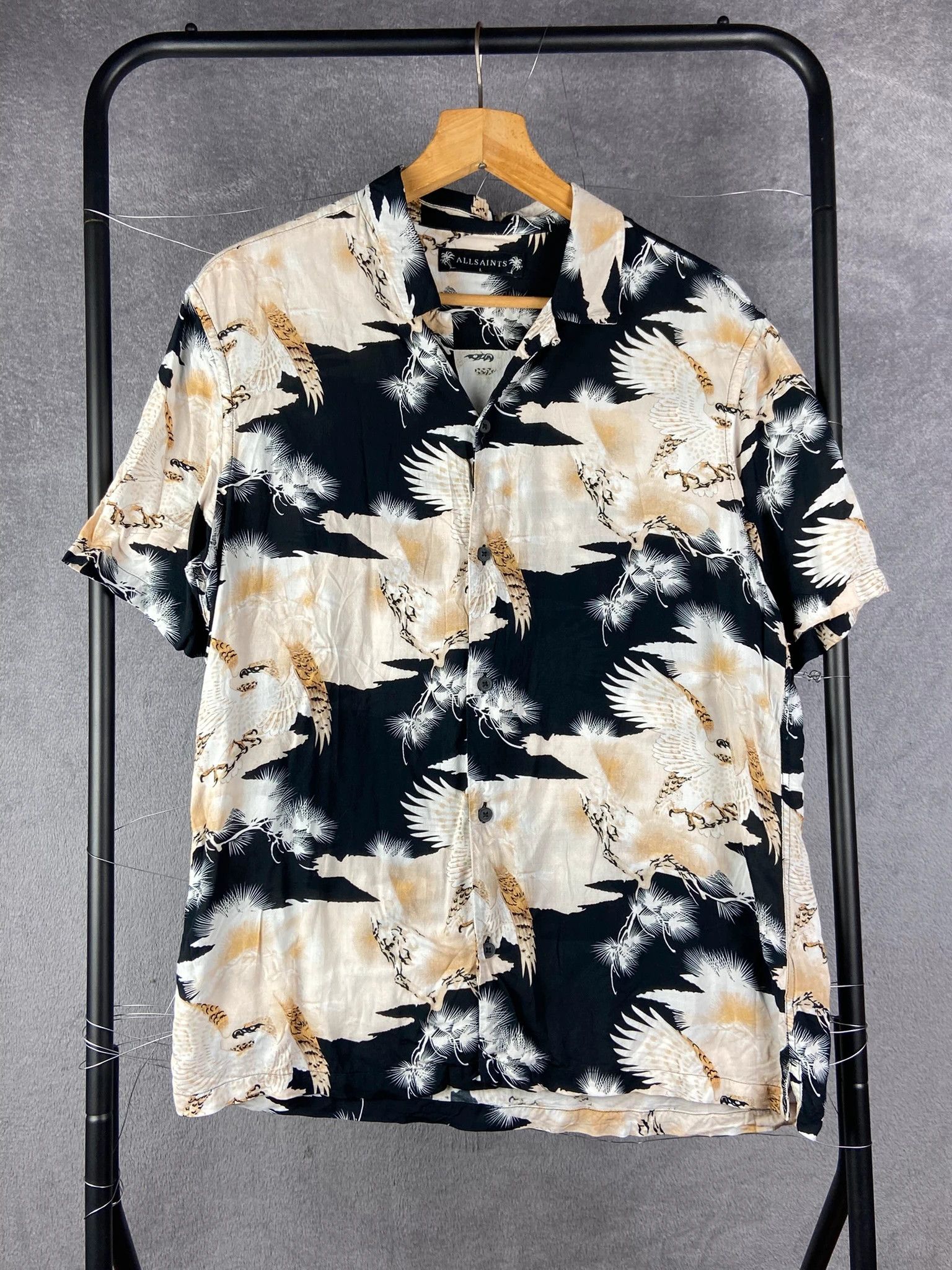 Allsaints AllSaints beige black shirt L hawaiian vintage oversize Size US L / EU 52-54 / 3 - 1 Thumbnail