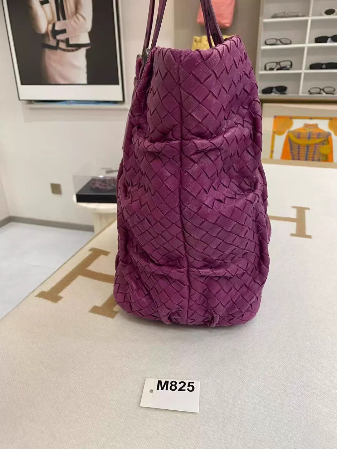 Bottega Veneta BV Solid Color Tote 41x16x29 Good Condition Size ONE SIZE - 6 Thumbnail