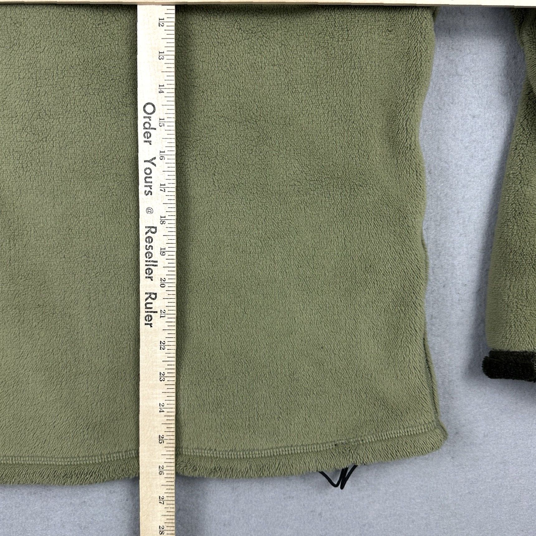 Patagonia Patagonia Jacket Men Large Green Regulator Fleece Windbreaker Zip Pockets Logo USA Vintage 90s Outdoor Hiking OPS Size US L / EU 52-54 / 3 - 7 Thumbnail