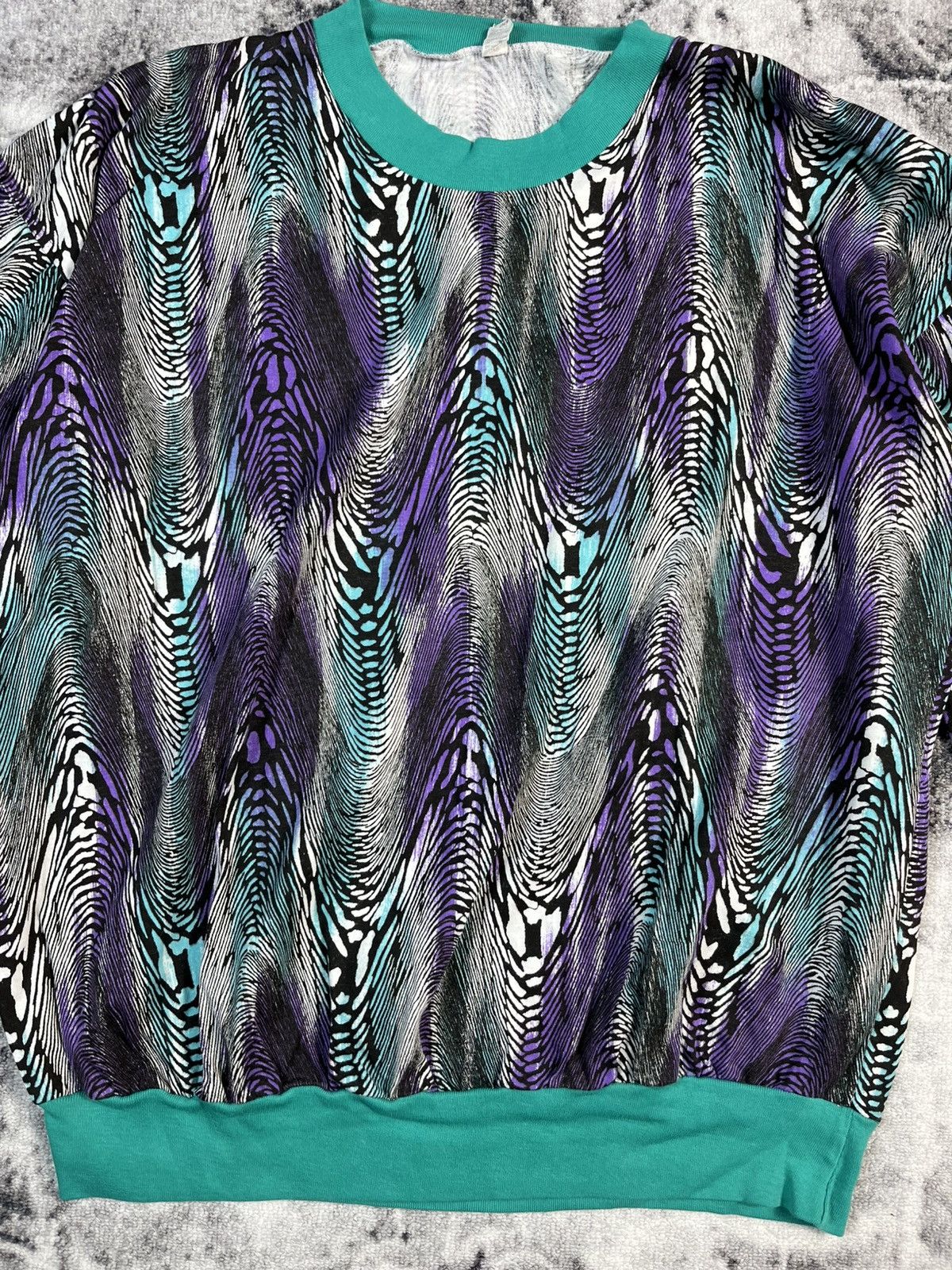 Vintage Vintage West Germany Abstract Sweatshirt Cotton Size 50 Size US L / EU 52-54 / 3 - 4 Thumbnail