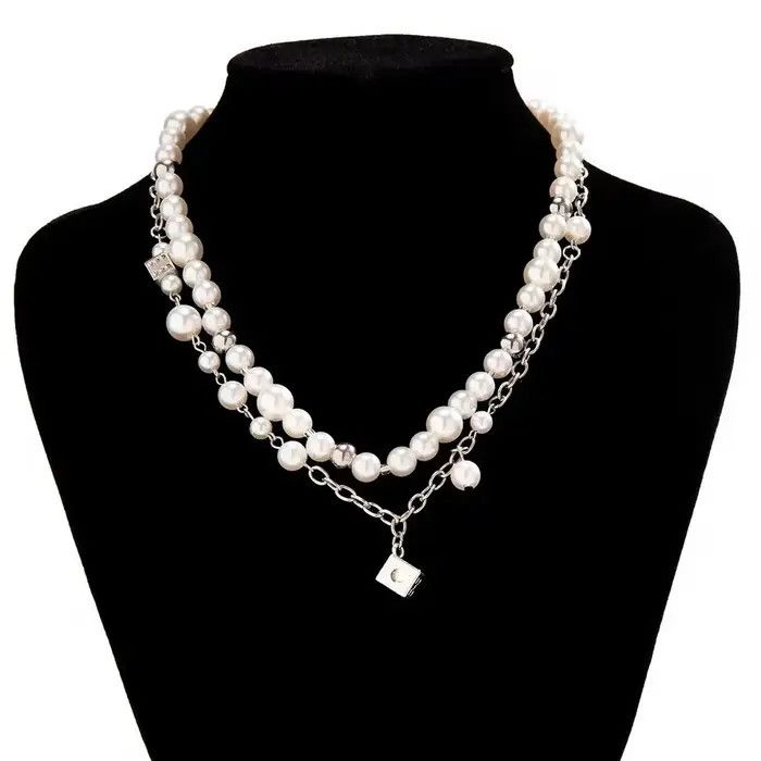 Jewelry Dice Pendant Short Necklace Size ONE SIZE - 6 Thumbnail
