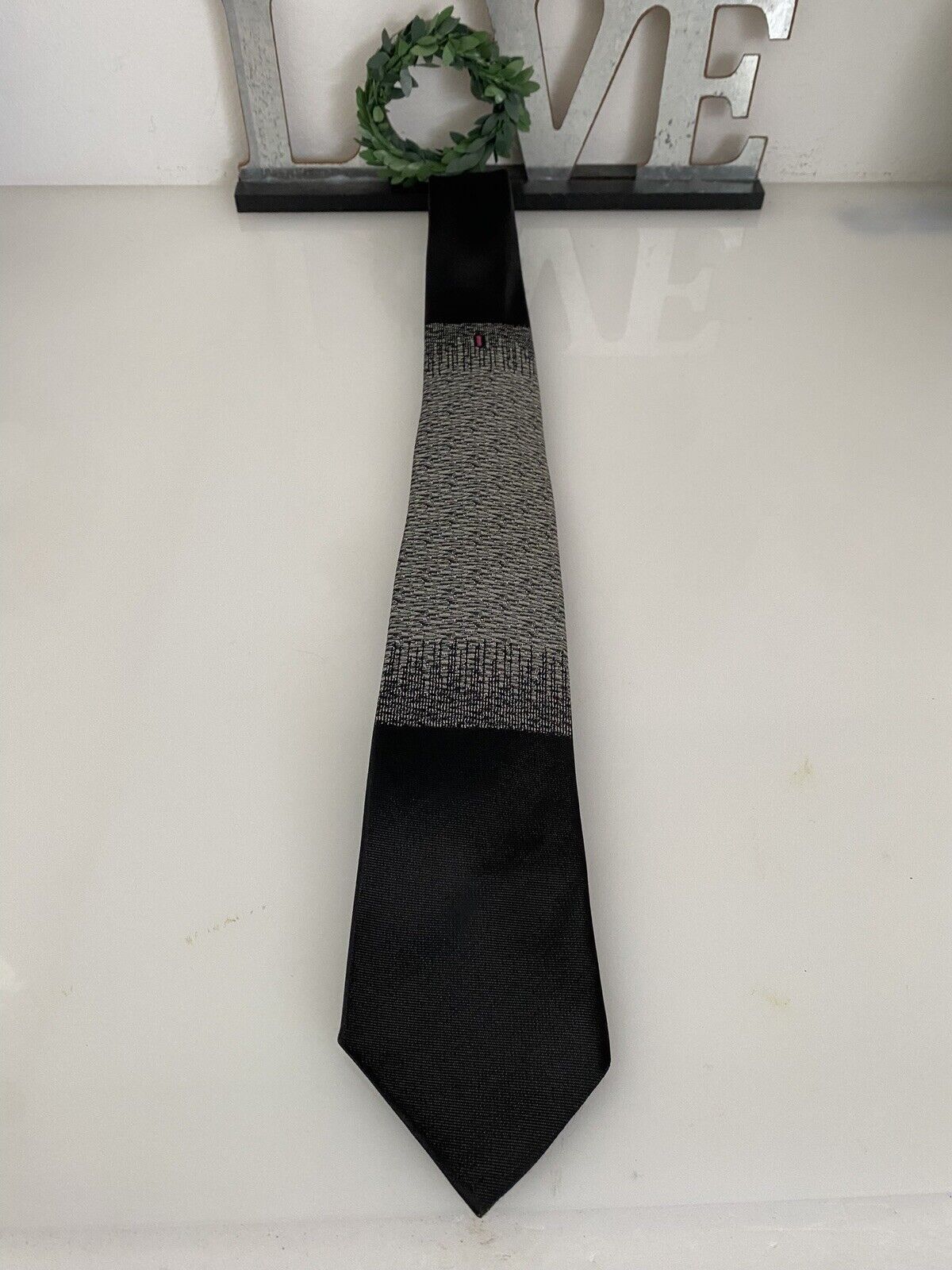 Vintage Superba Black Silver Gray Skinny Tie Necktie 2.5