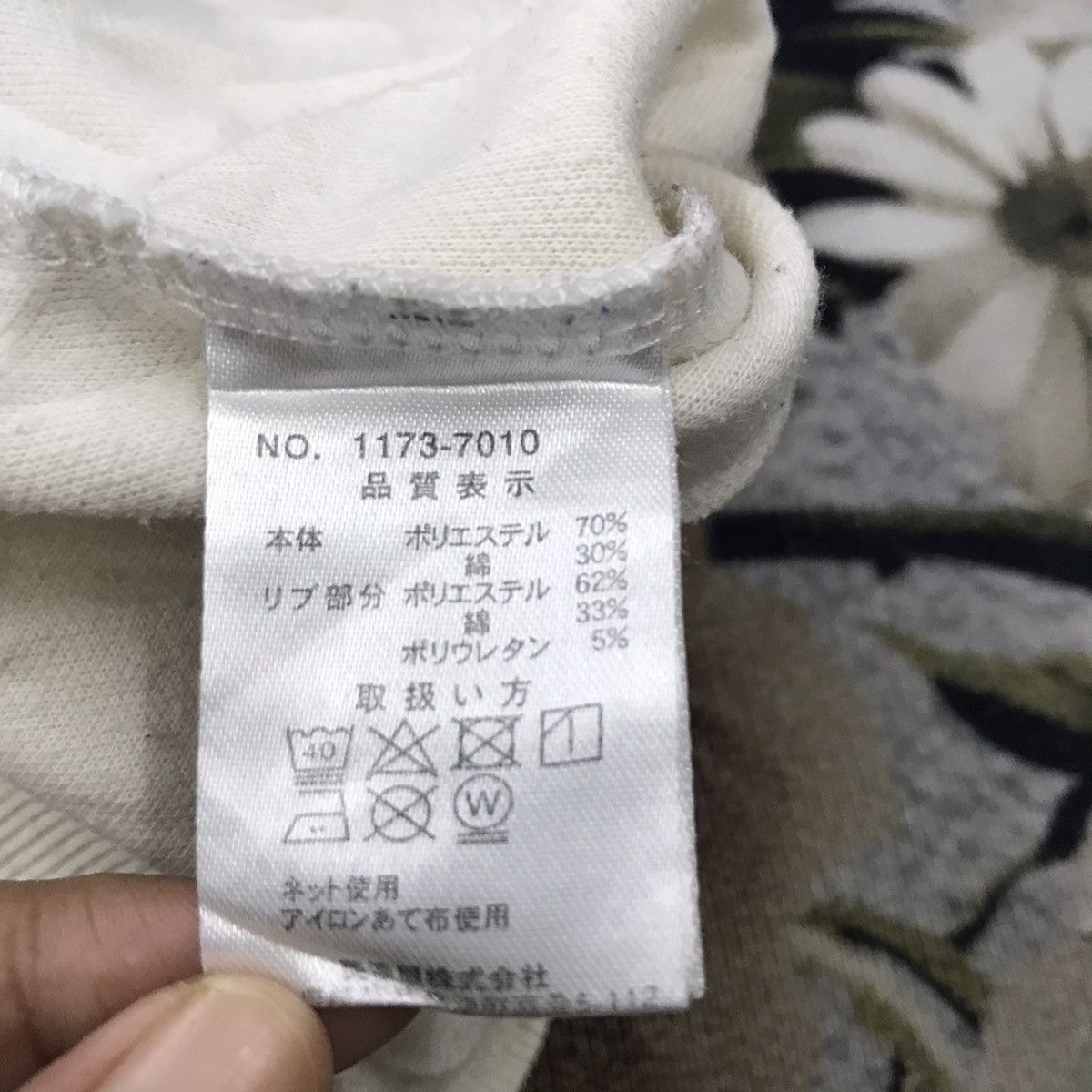 Converse Champion embroidery sweatshirt Size US L / EU 52-54 / 3 - 6 Thumbnail
