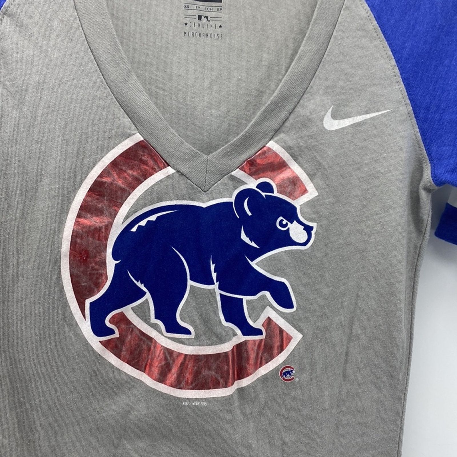 Nike Nike Chicago Cubs baseball tee longline fitted v neck Y2K Size XS / US 0-2 / IT 36-38 - 2 Thumbnail