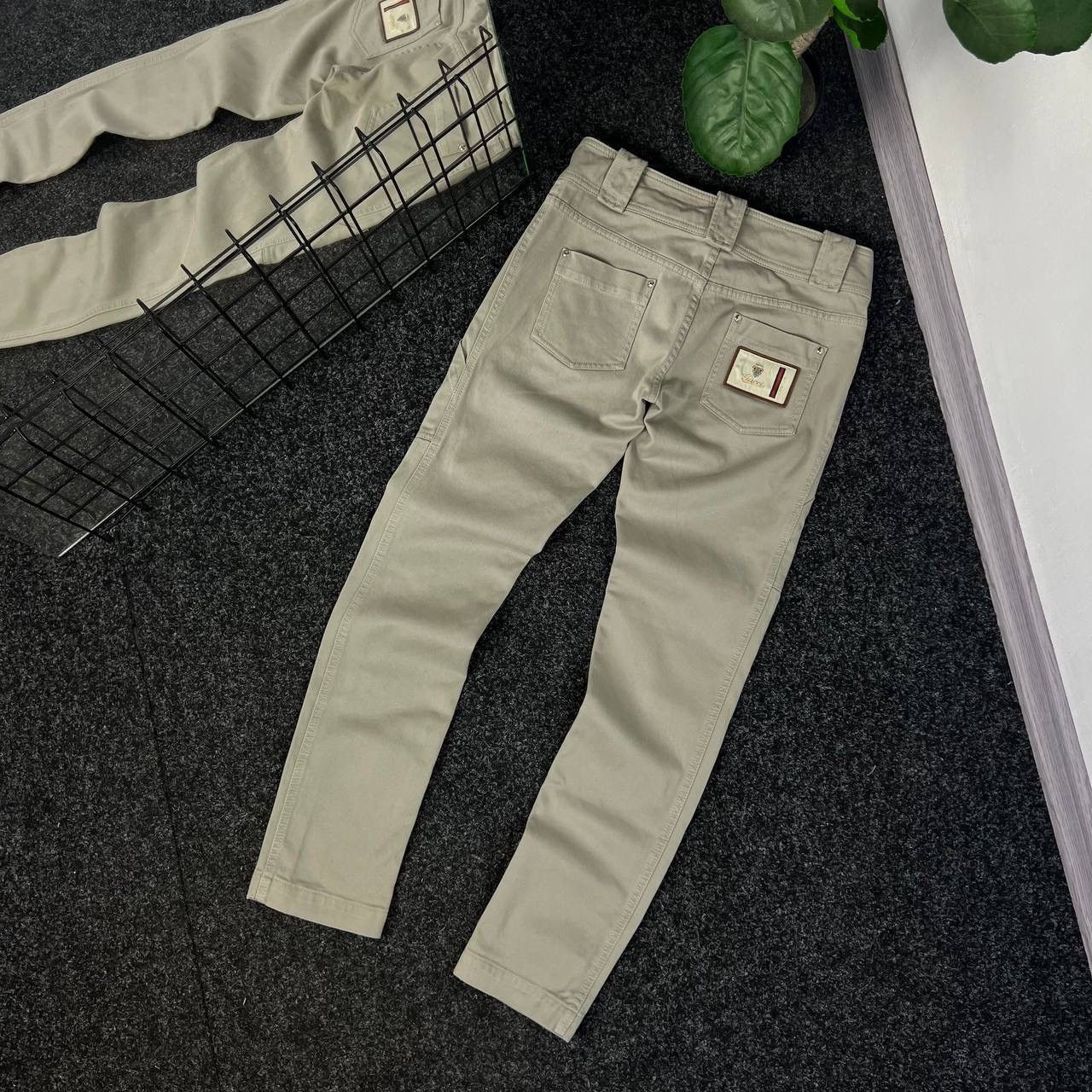 Gucci Women Gucci vintage pants avant garde luxury Size 27" / US 4 / IT 40 - 1 Thumbnail