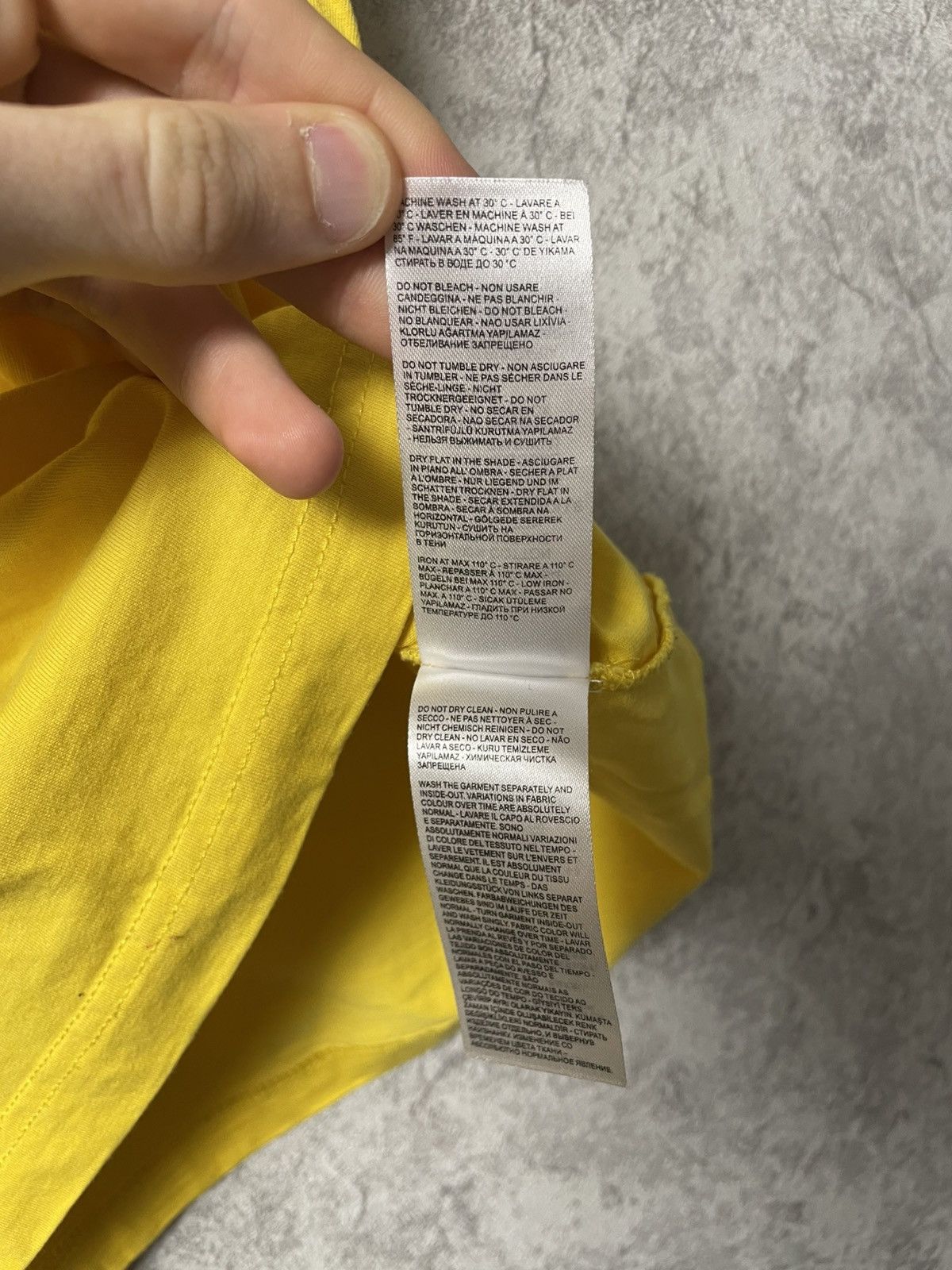 Diesel Diesel Embroidered Big Logo Yellow T-Shirt Y2K Size US S / EU 44-46 / 1 - 11 Thumbnail