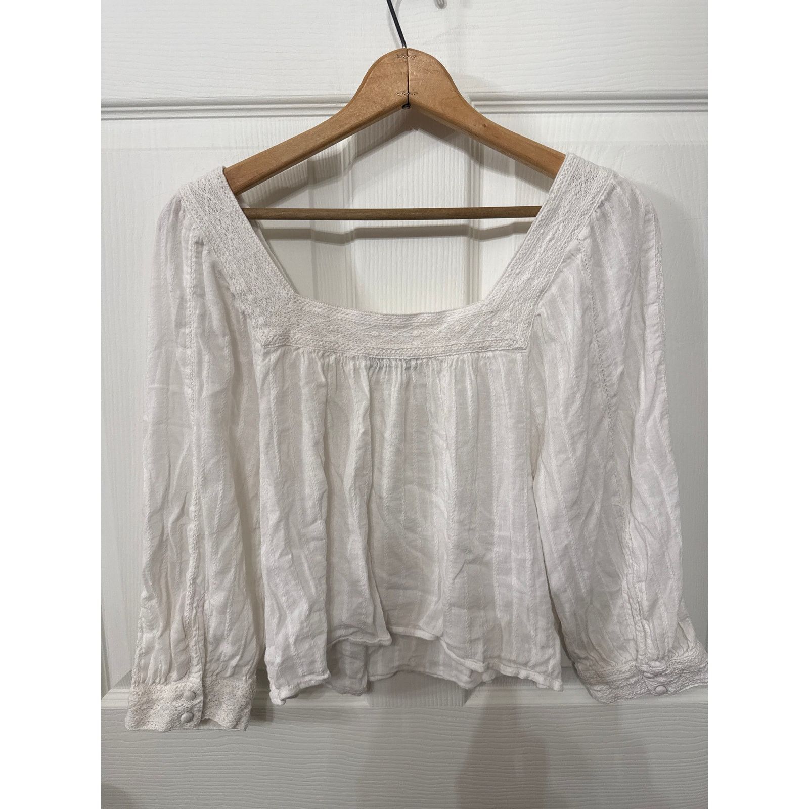 American Eagle Outfitters American Eagle White Boho Babydoll Eyelet Peasant Top, M Size M / US 6-8 / IT 42-44 - 8 Thumbnail