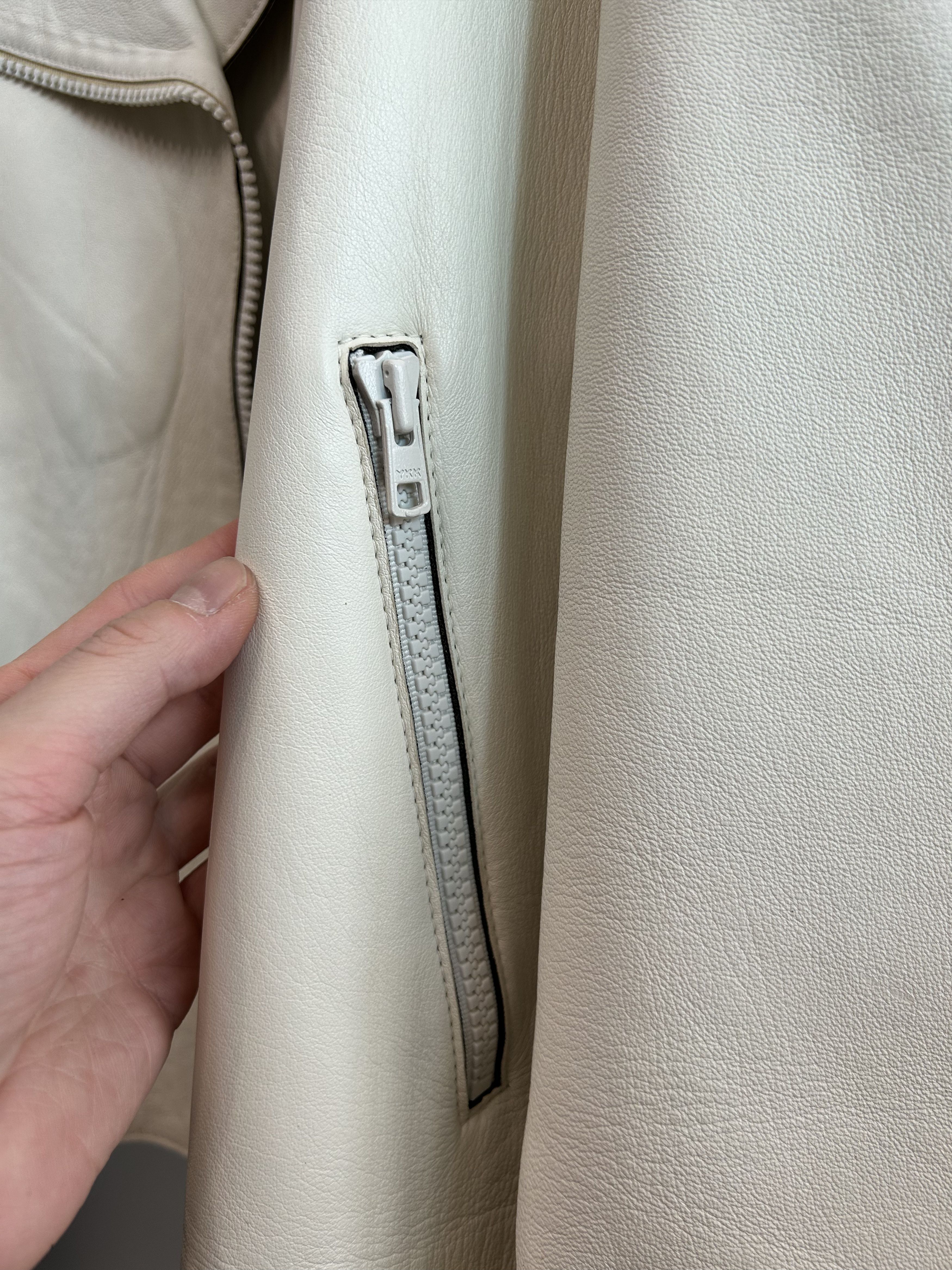 Maison Margiela MAISON MARGIELA White Leather Jacket (17FW) Size US M / EU 48-50 / 2 - 9 Thumbnail