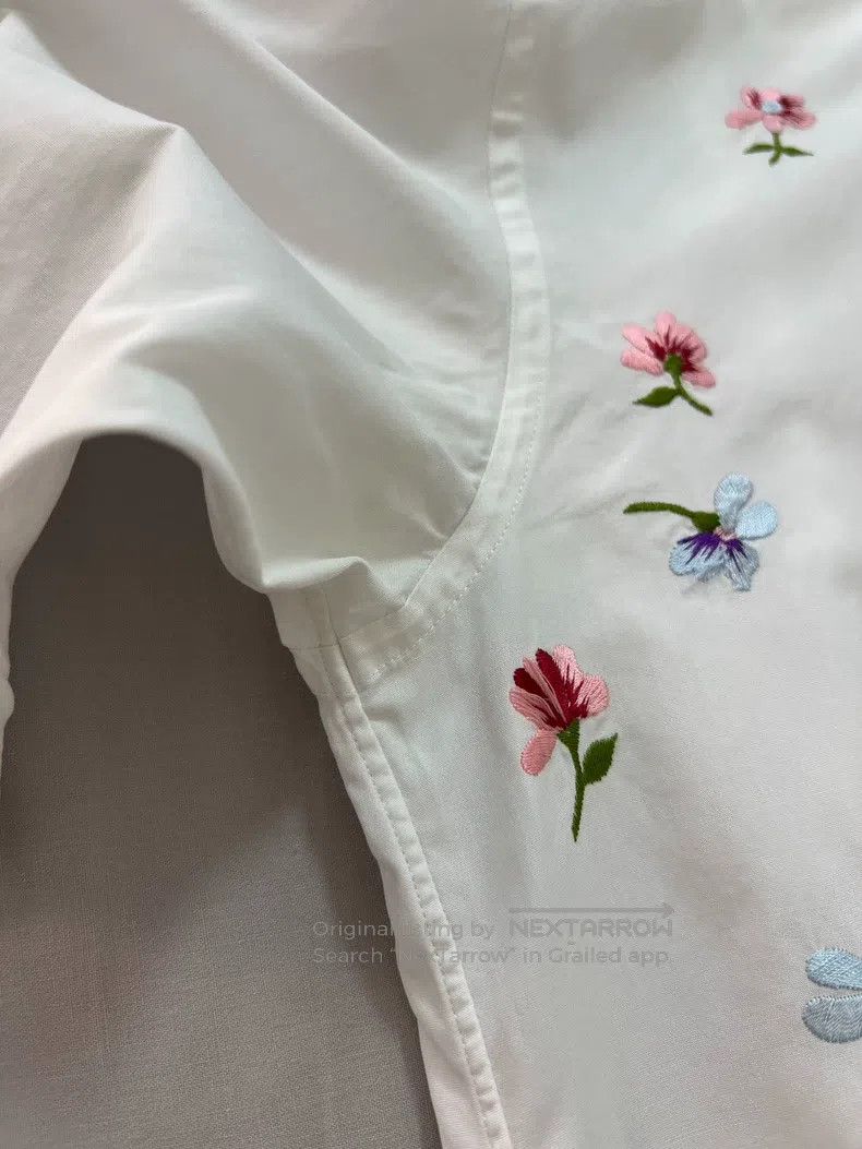 Comme des Garcons Comme Des Garcons Embroidered Flower Shirt Size S / US 4 / IT 40 - 6 Thumbnail