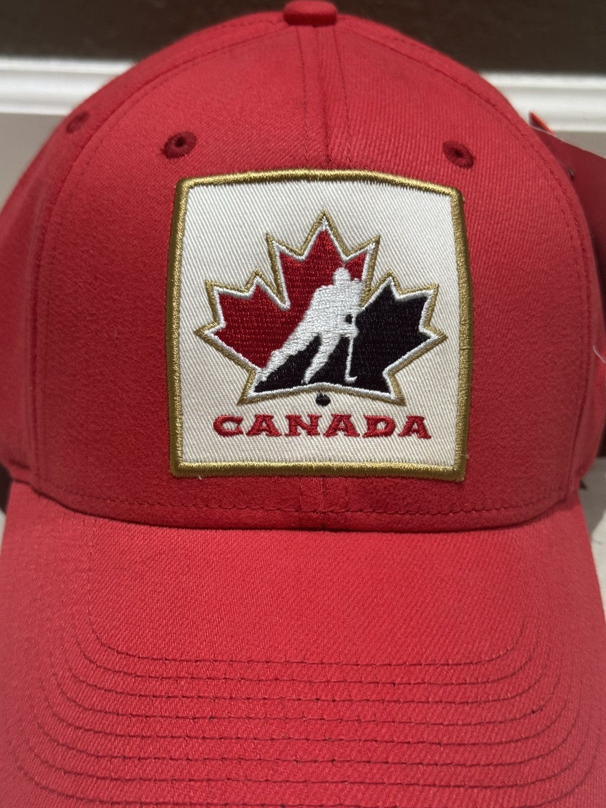 Nike NEW Team Canada Olympics Hockey Nike Flexfit Cap Hat Red Size ONE SIZE - 2 Thumbnail