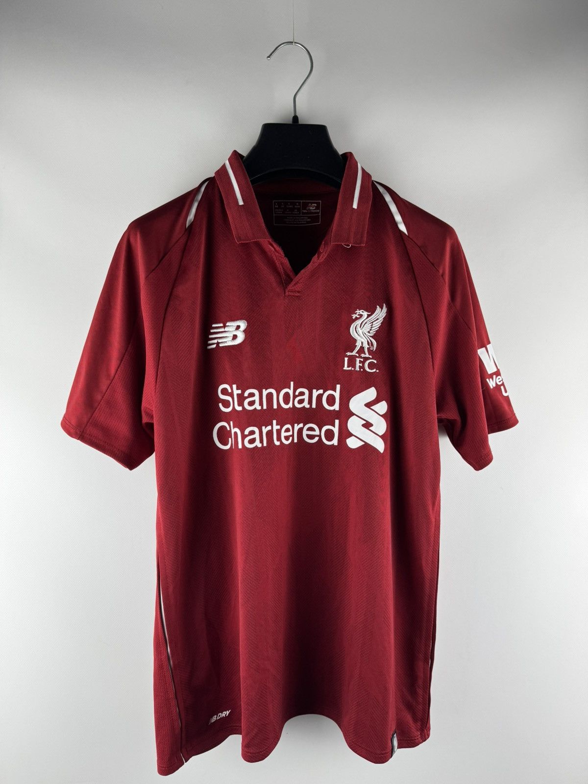 New Balance Liverpool Home Shirt 2018/19 Roberto Firmino New Balance Size US M / EU 48-50 / 2 - 2 Thumbnail