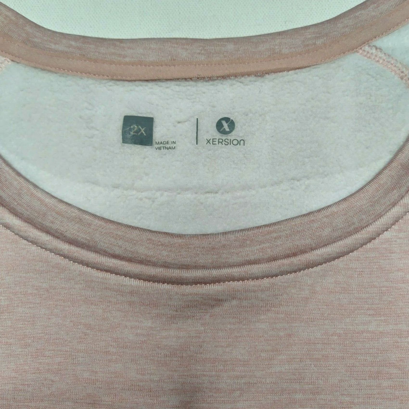 Vintage Xersion Women's 2X Pink Shadow Brushed Pullover Sweatshirt w Thumb Holes NEW Size XXL / US 16-18 / IT 52-54 - 3 Thumbnail