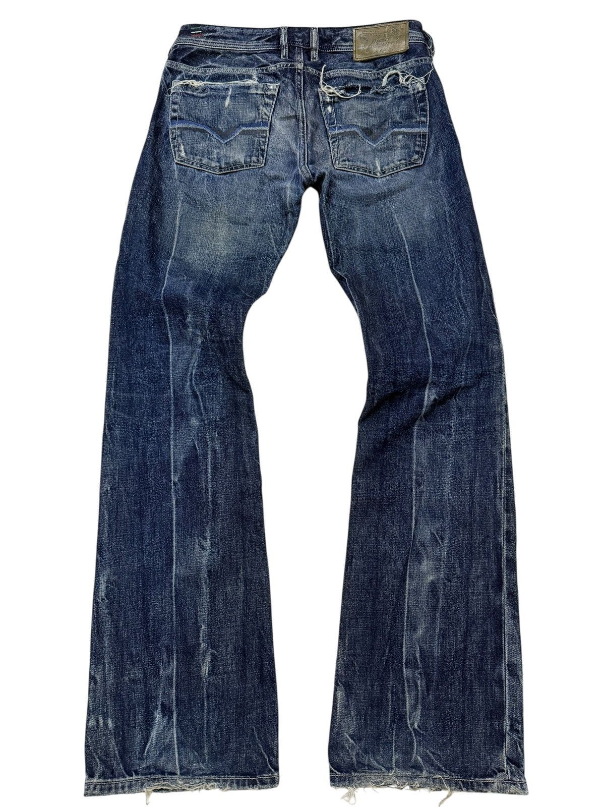 Diesel Flared Jeans Vintage Diesel Zatiny Distressed Boot Cut Denim Size US 30 / EU 46 - 19 Thumbnail