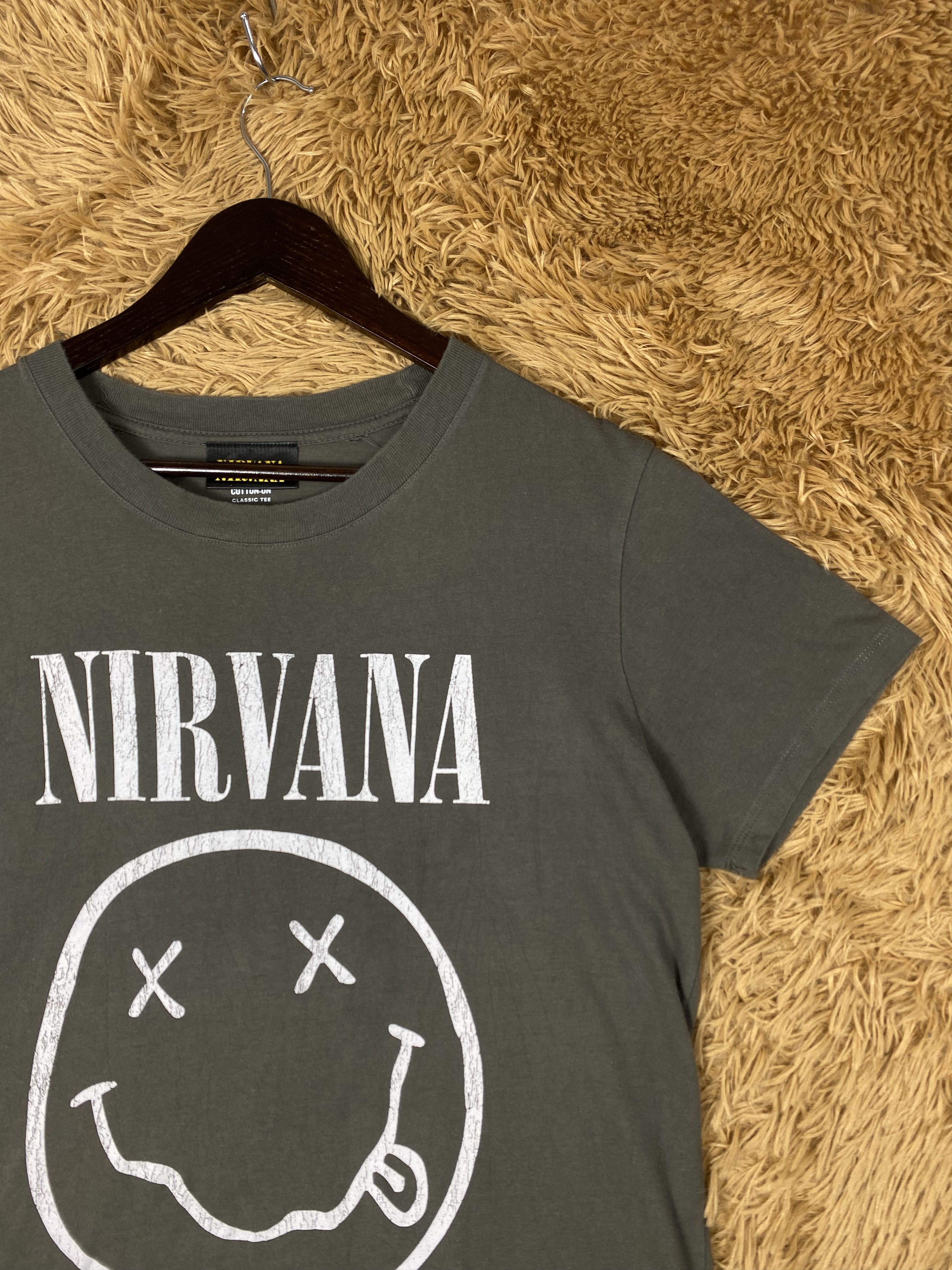 Nirvana Vintage Nirvana Short Sleeve T-Shirts PT0071 Size US XL / EU 56 / 4 - 3 Thumbnail