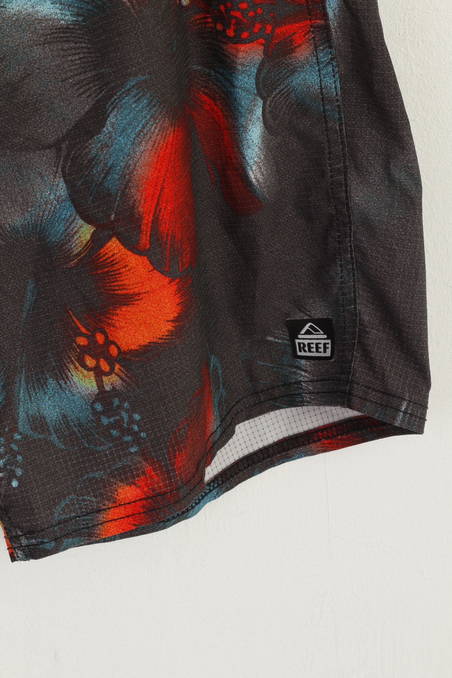 REEF Reef Men 33 Shorts Multicolor Surf 7927 Size US 33 - 2 Thumbnail