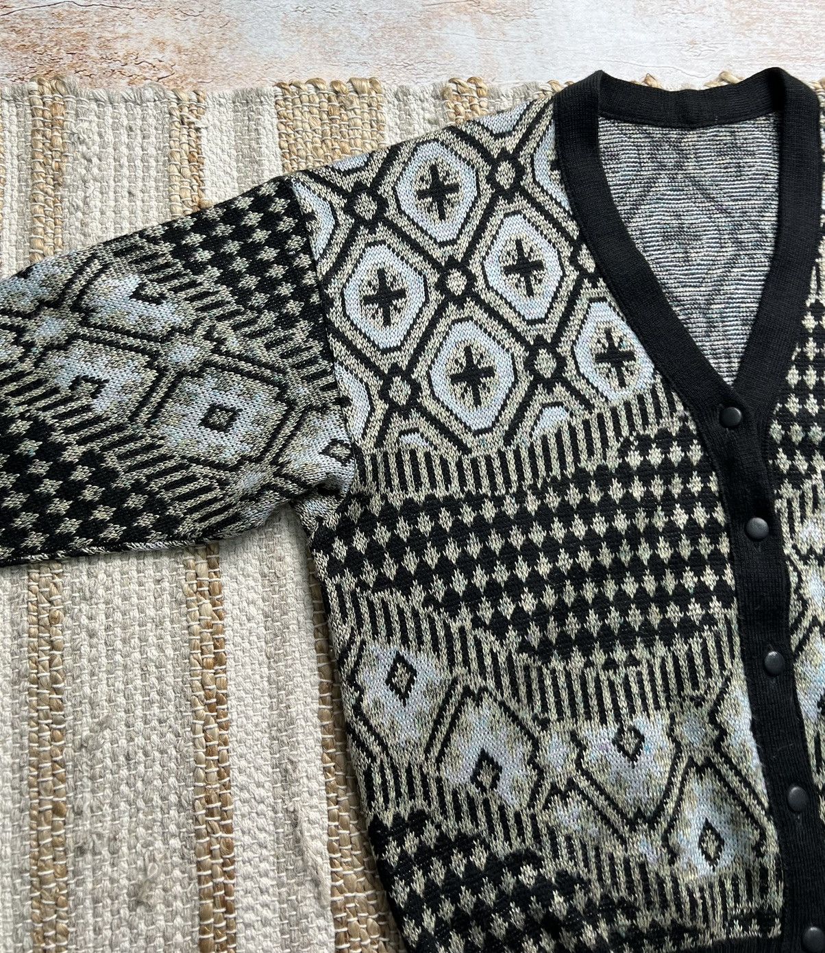 Vintage Vintage Japanese retro wool cardigan Size US M / EU 48-50 / 2 - 4 Thumbnail
