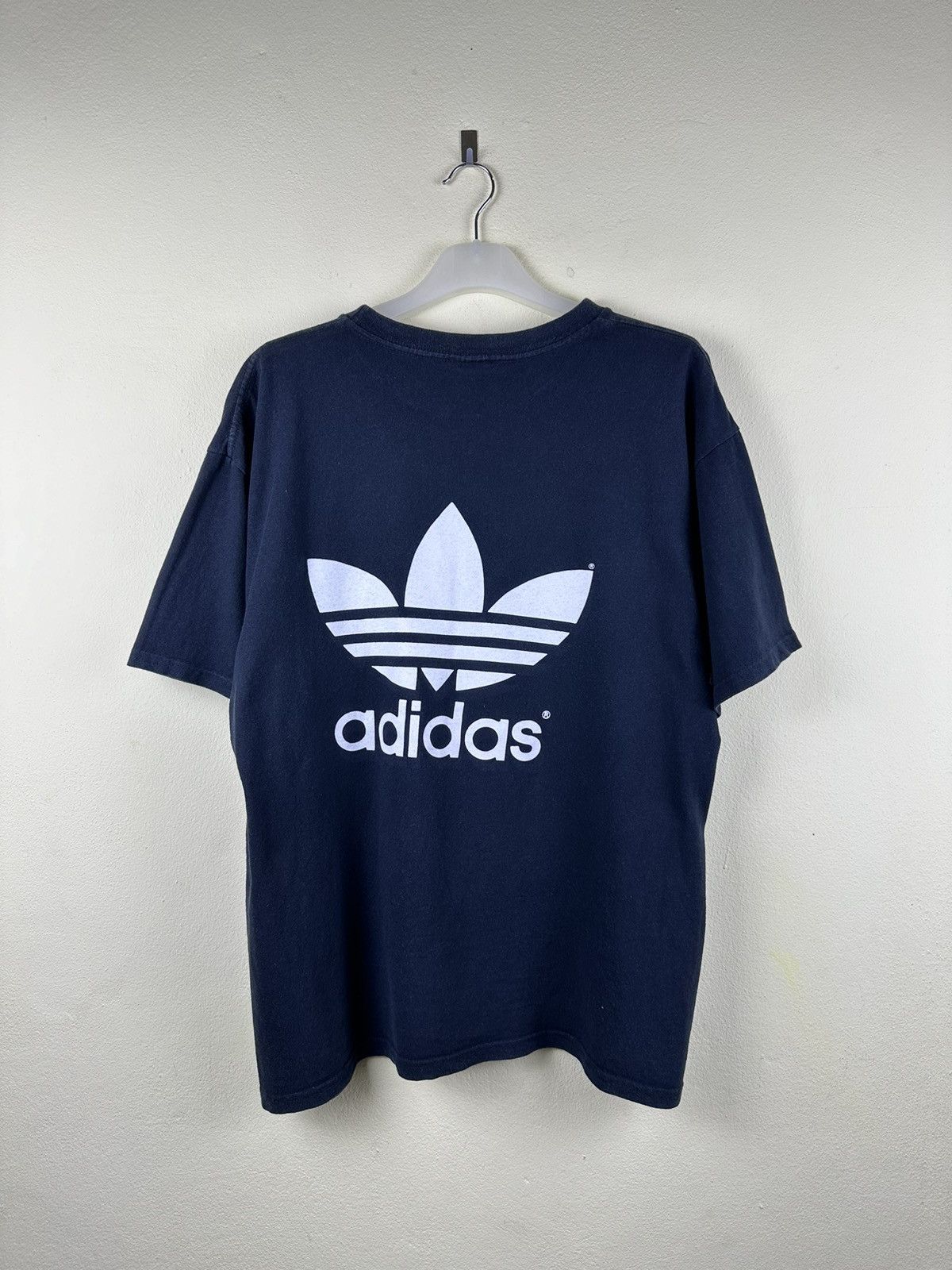 Adidas Adidas Trefoil Big Logo Made In USA Tshirt A218 Size US M / EU 48-50 / 2 - 3 Thumbnail