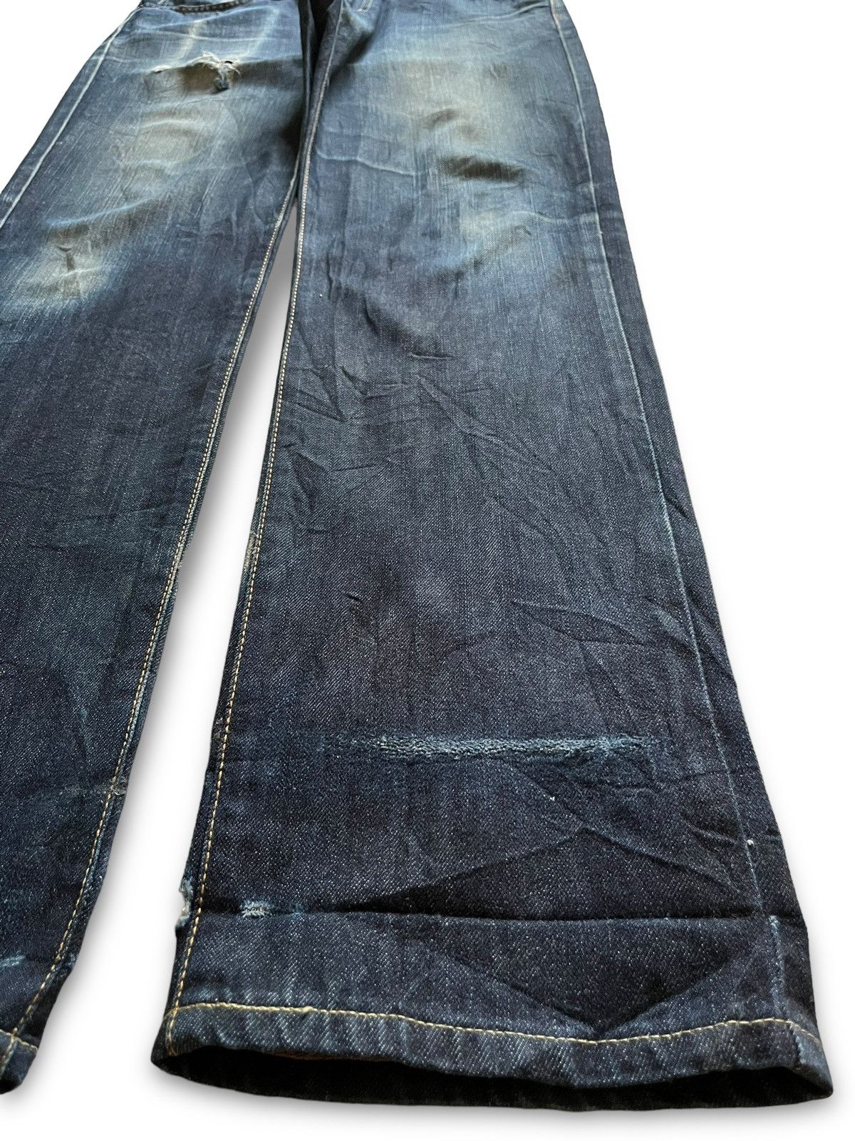 Edwin Vintage Japan Edwin 403 Indigo Distressed Loose Jeans Size US 34 / EU 50 - 7 Thumbnail