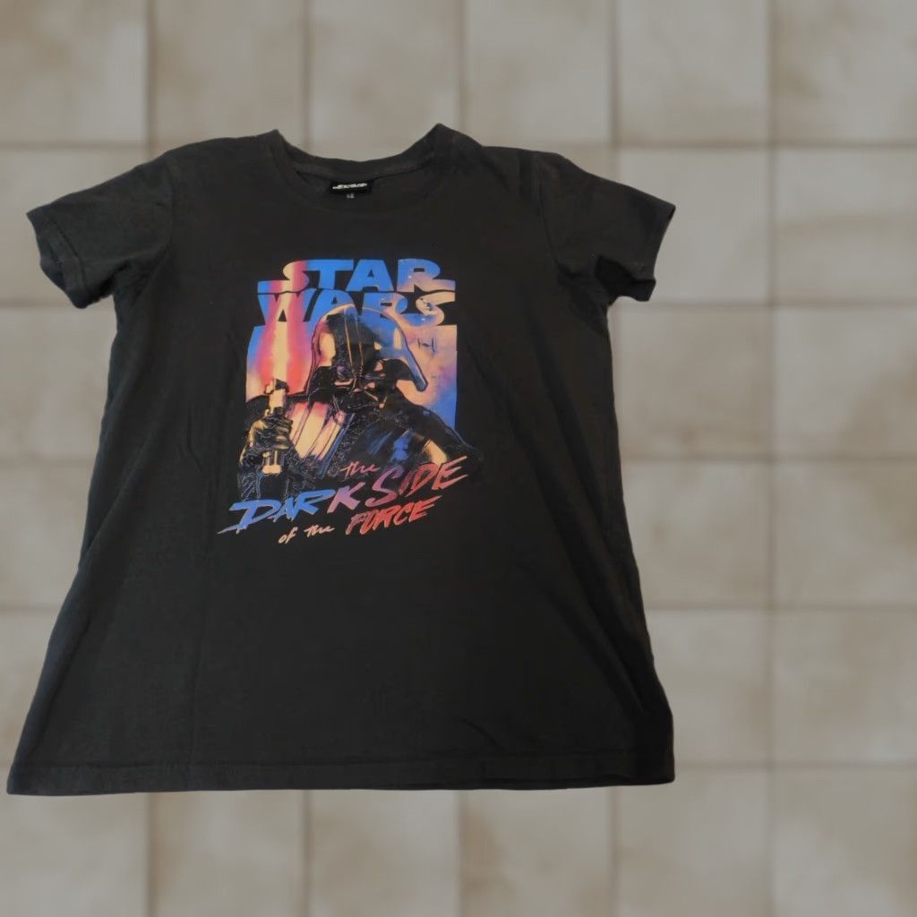 Star Wars Star Wars Womens Shirt XS Gray Crew Neck Pullover T-Shirt Casual Cotton Rayon Stars Regular Short Sleeve Button Vintage No Size XS / US 0-2 / IT 36-38 - 1 Thumbnail