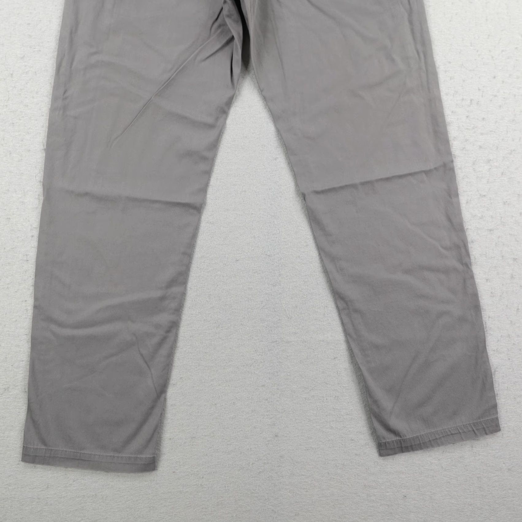 Vintage Birddogs Pants Mens 32 Gray Chino Straight Leg Casual Regular 32 Inseam 29 in Flat Front Golf Flex Pockets Logo Size US 32 / EU 48 - 7 Thumbnail
