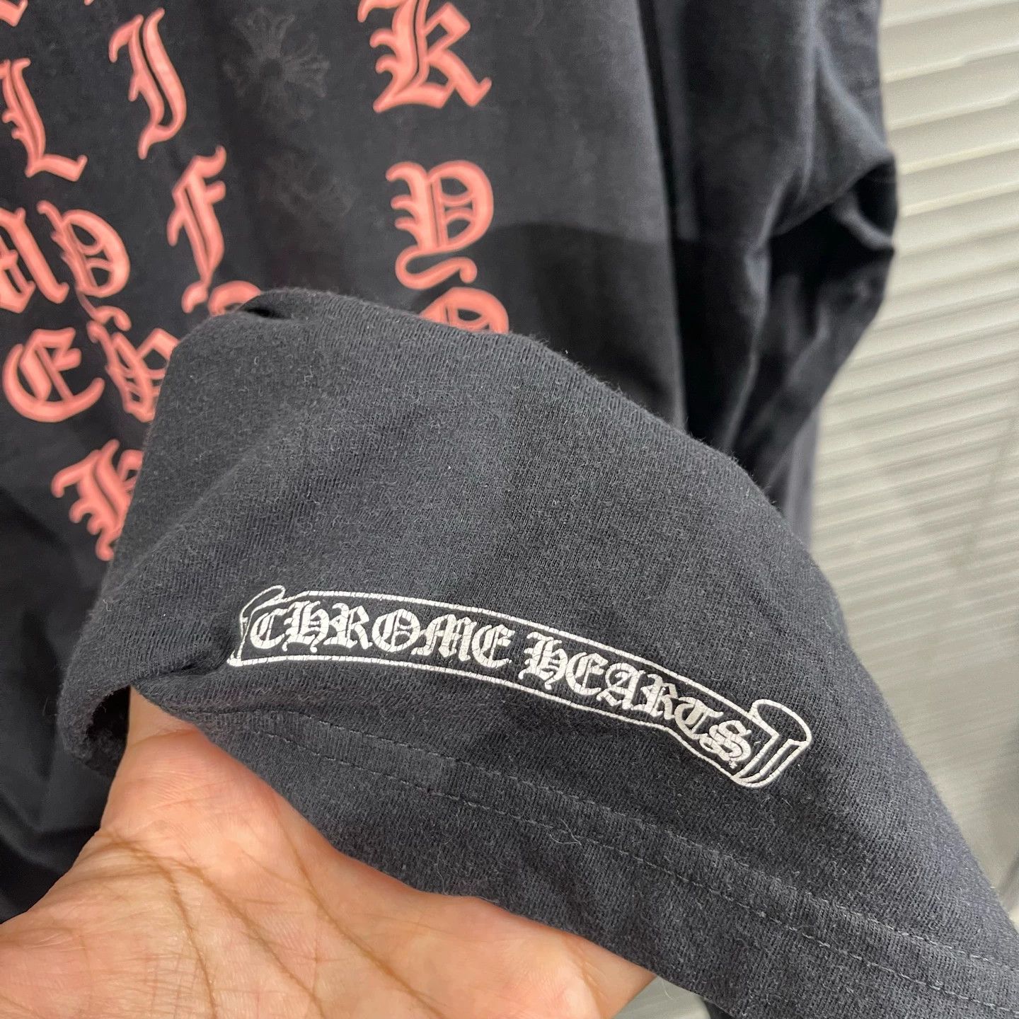Chrome Hearts CH Red Sanskrit Back Printed Longsleeve L 95New Size US L / EU 52-54 / 3 - 8 Thumbnail
