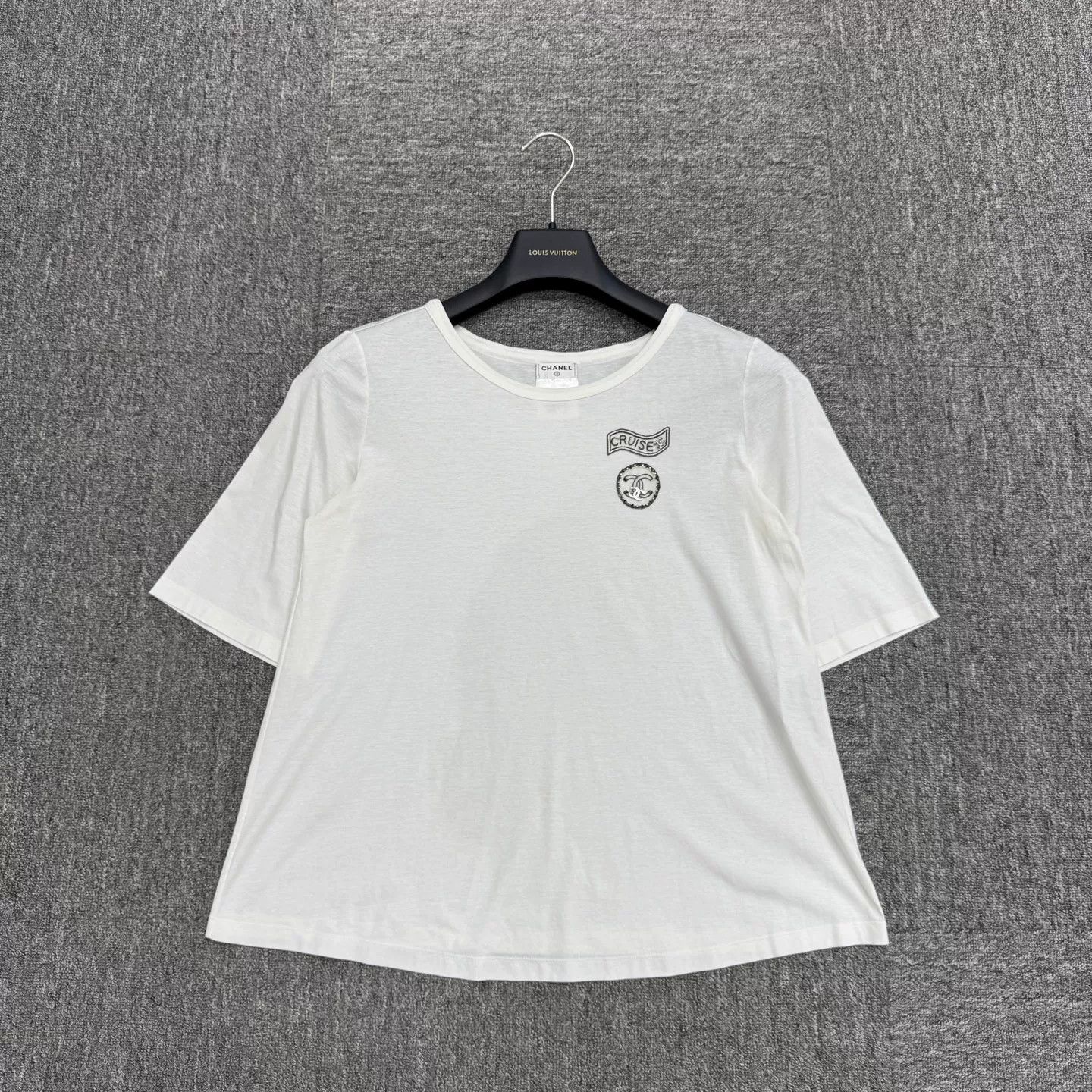 Chanel Chanel Crystal Embroidered Letter Tee Size XXS / US 00 / IT 34 - 1 Thumbnail