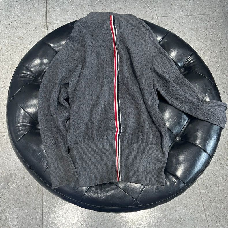 Thom Browne Thom Browne Striped wool sweater in dark grey Size US XXL / EU 58 / 5 - 2 Thumbnail
