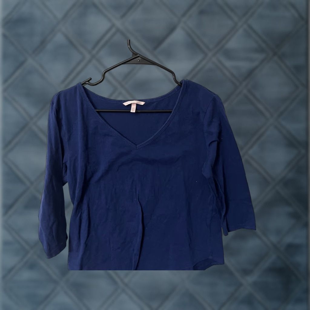 Victoria's Secret Victoria's Secret Victoria's Secret Top Womens Small Lounge Shirt 3/4 Sleeve Blue Size S / US 4 / IT 40 - 1 Thumbnail