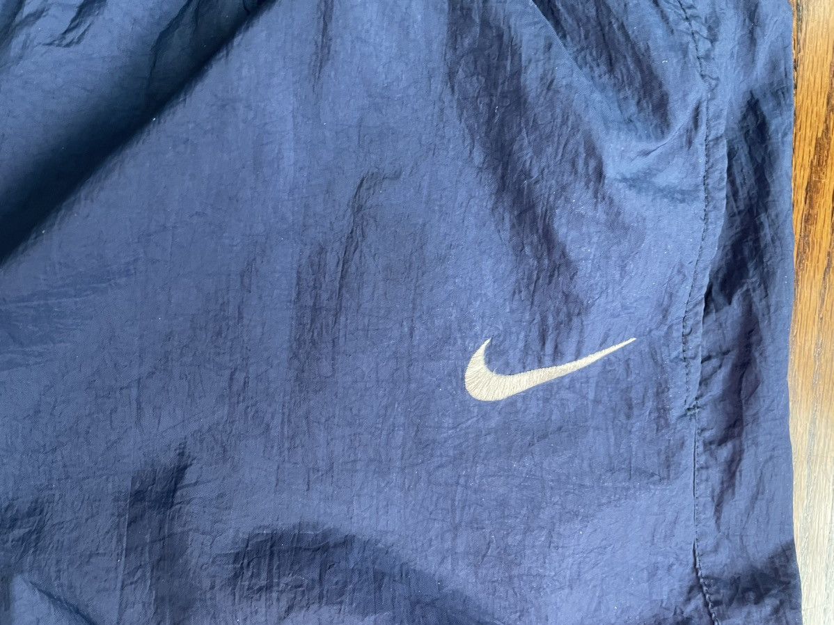 Nike Vintage Nike Cotton Lined Nylon Sweatpants XL Size US 33 - 4 Thumbnail