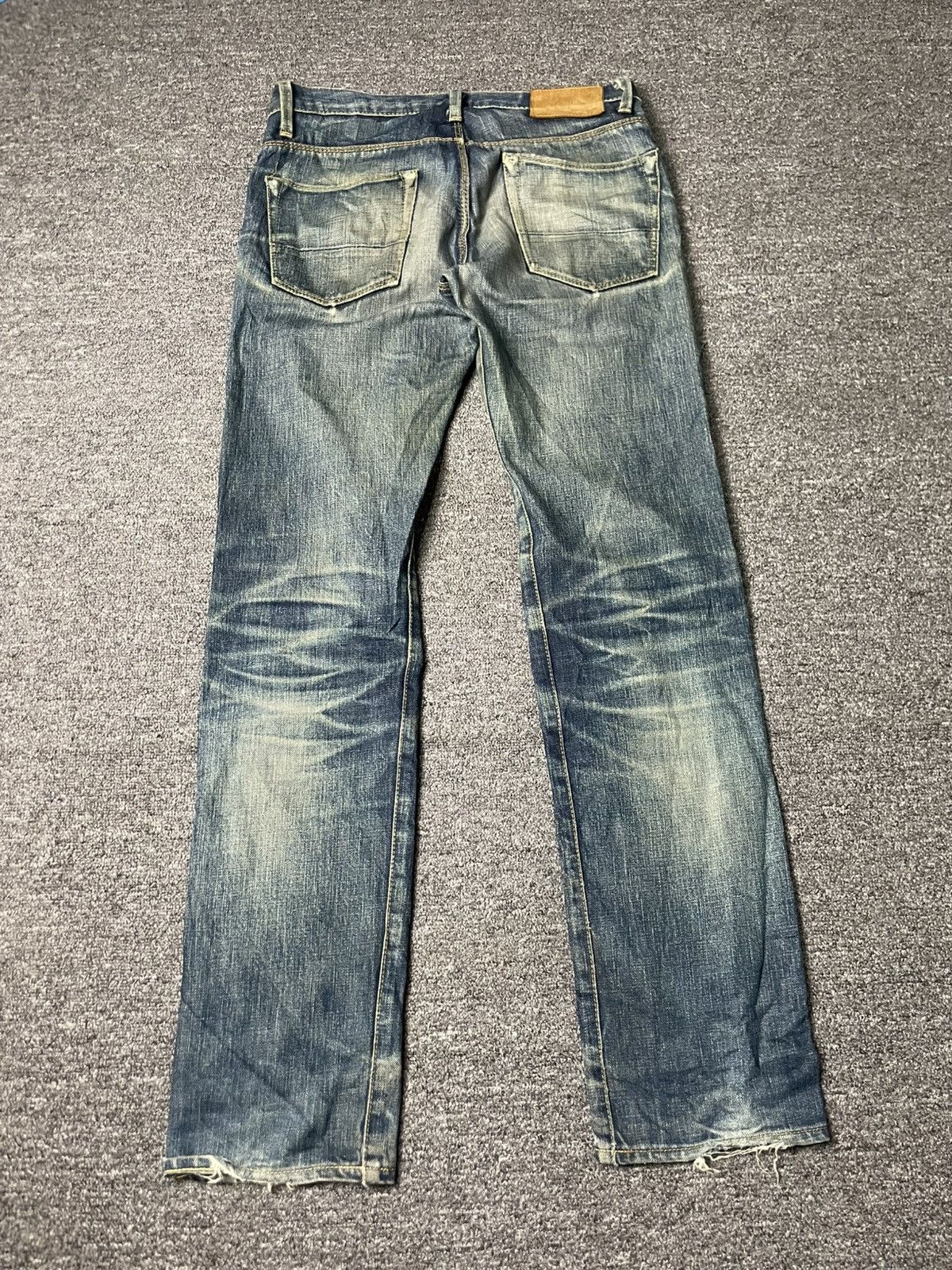 The Unbranded Brand Unbranded Brand Straight Cut Jeans (83) Size US 30 / EU 46 - 1 Thumbnail