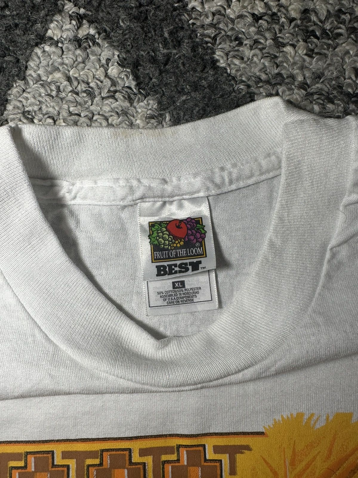 Vintage Vintage 90s Native American Land Of the Free arrow head tee Size US XL / EU 56 / 4 - 4 Thumbnail